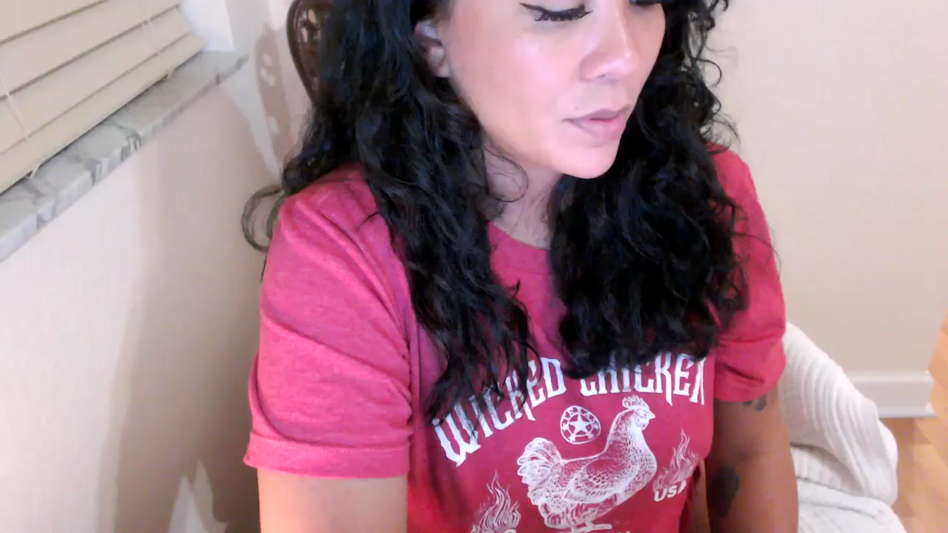 Gallery image thumbnail from MickaylaMinx's myfreecams stream on, 09/29/2024, 24:07 image 7 of 20
