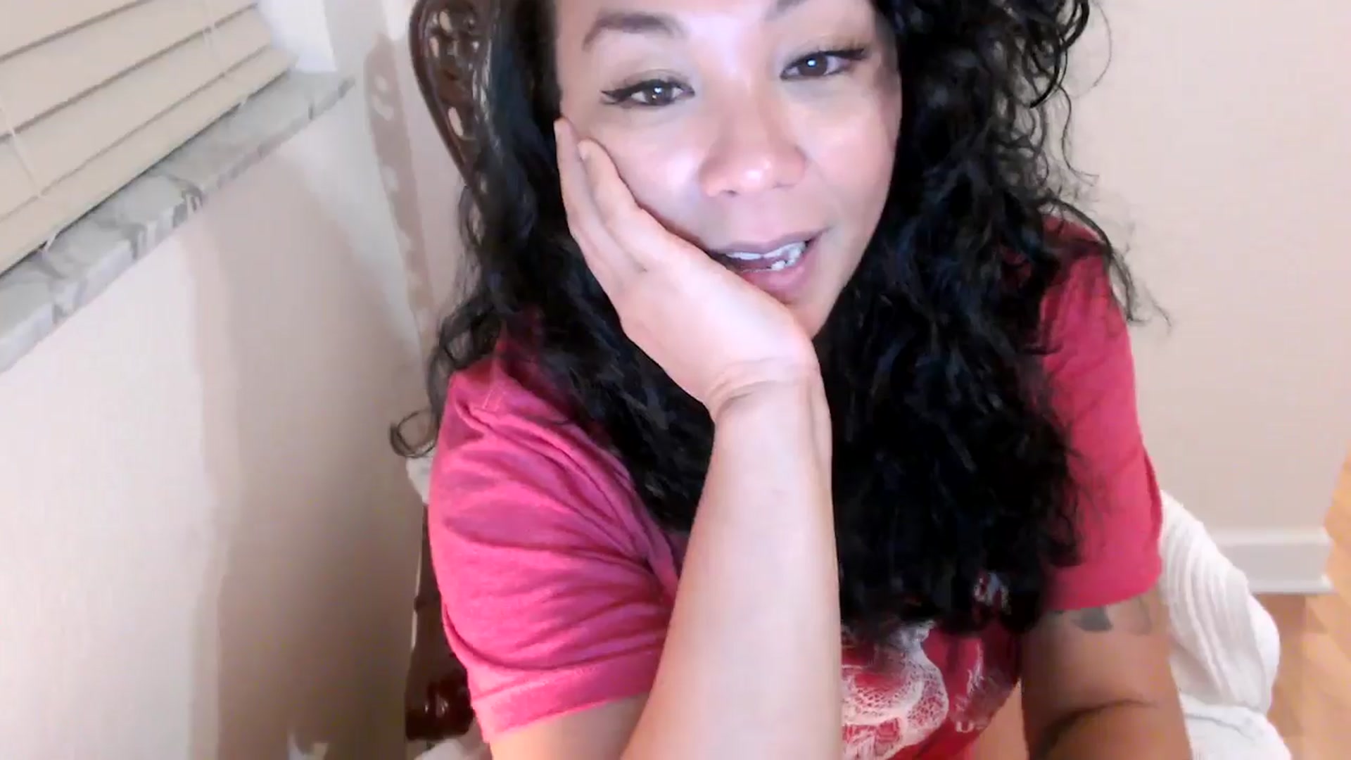 Gallery image thumbnail from MickaylaMinx's myfreecams stream on, 09/29/2024, 24:07 image 2 of 20