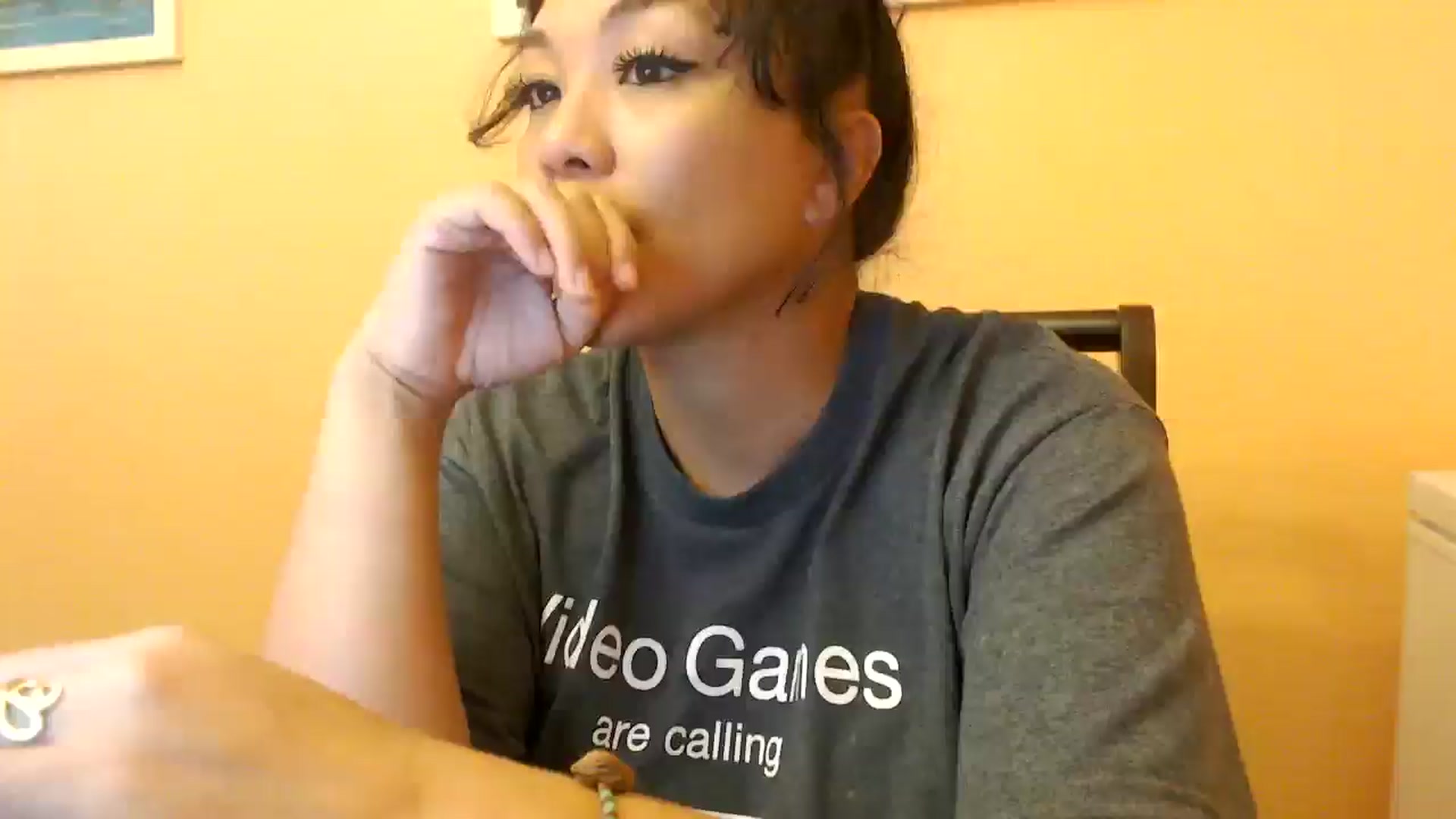 Gallery image thumbnail from MickaylaMinx's myfreecams stream on, 09/29/2024, 20:36 image 6 of 20