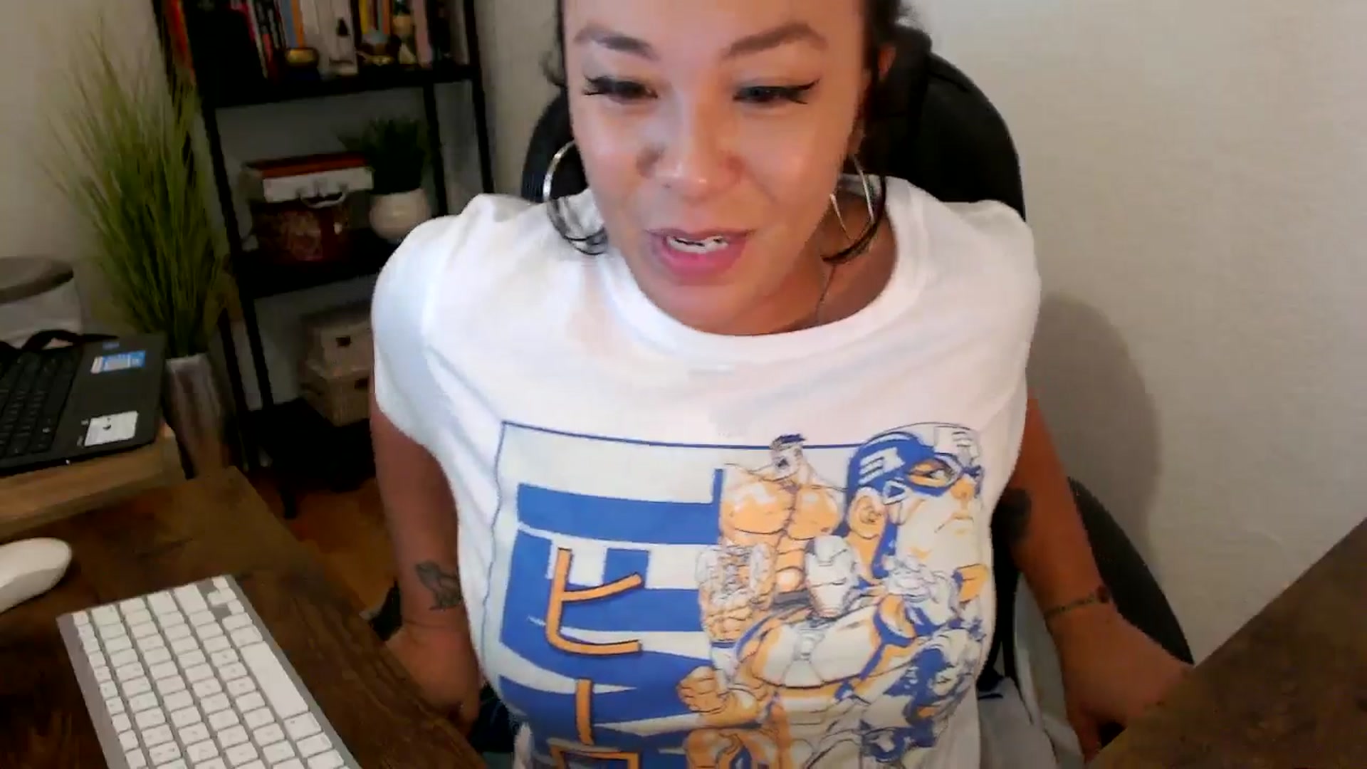 Gallery image thumbnail from MickaylaMinx's myfreecams stream on, 09/30/2024, 15:39 image 17 of 20