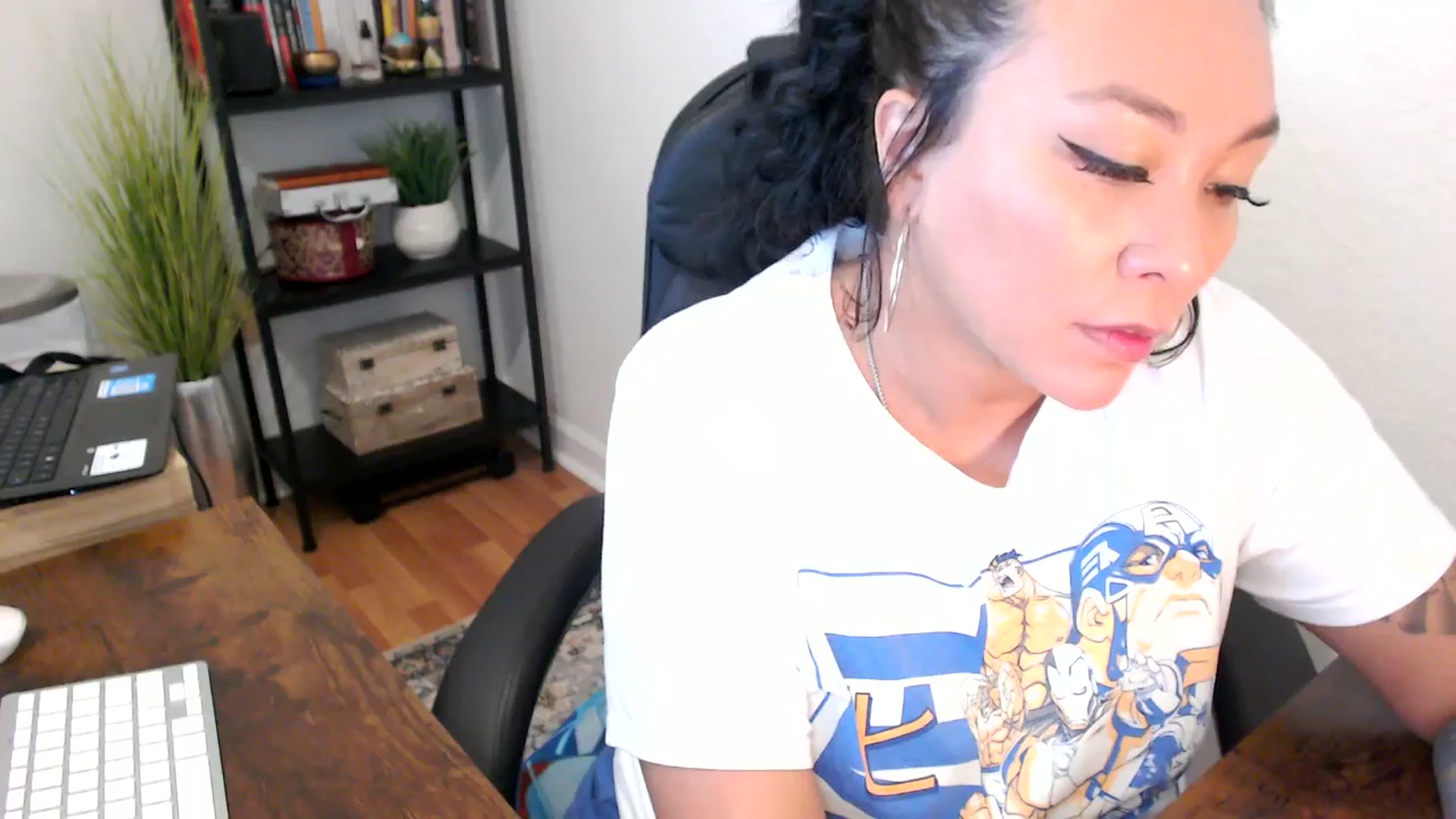 Gallery image thumbnail from MickaylaMinx's myfreecams stream on, 09/30/2024, 15:39 image 8 of 20