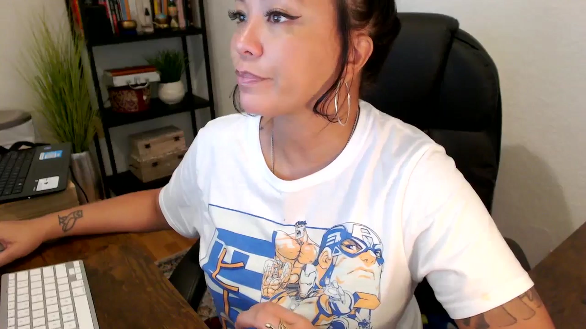 Gallery image thumbnail from MickaylaMinx's myfreecams stream on, 09/30/2024, 17:03 image 7 of 20