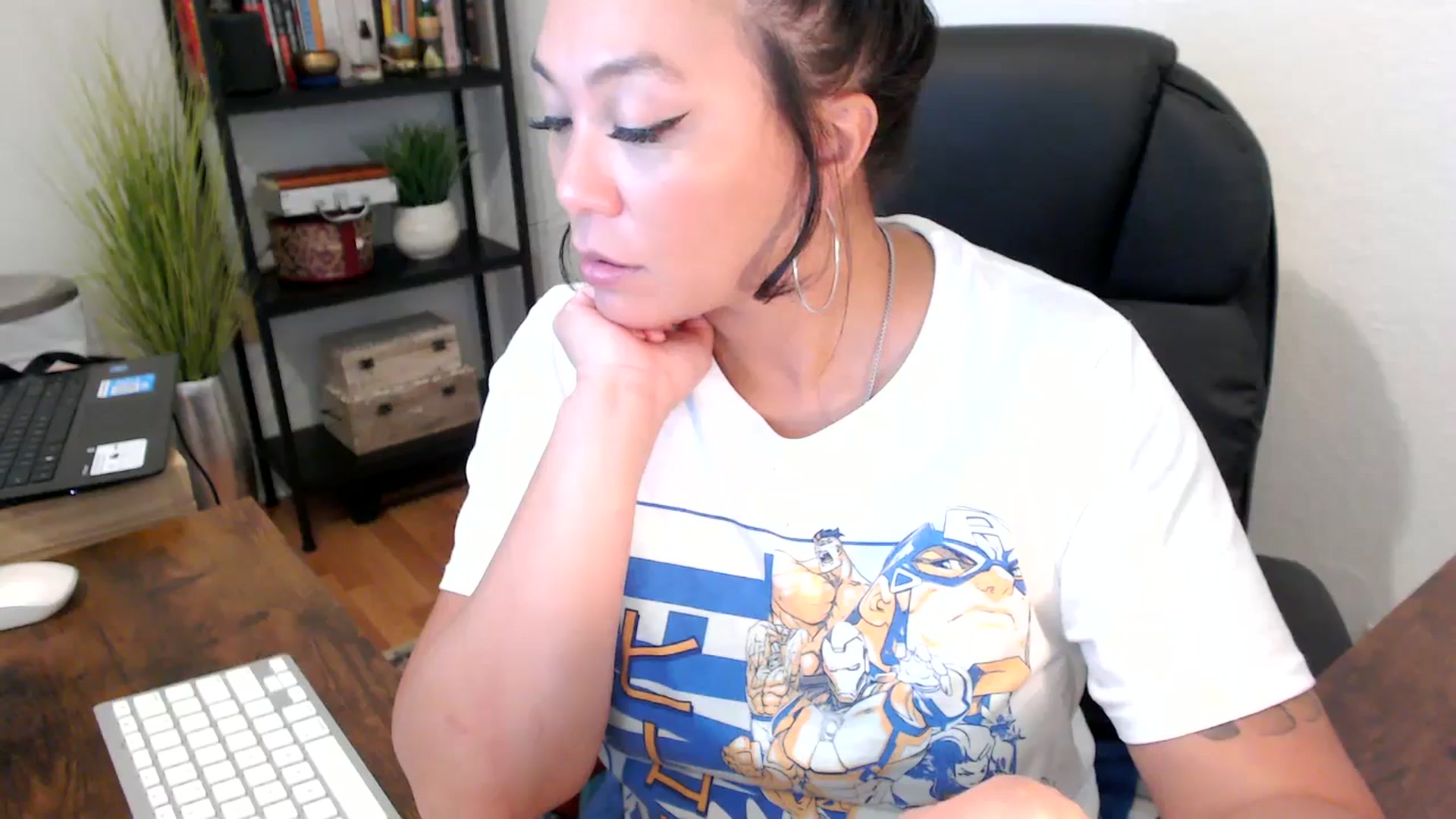 Gallery image thumbnail from MickaylaMinx's myfreecams stream on, 09/30/2024, 17:03 image 16 of 20