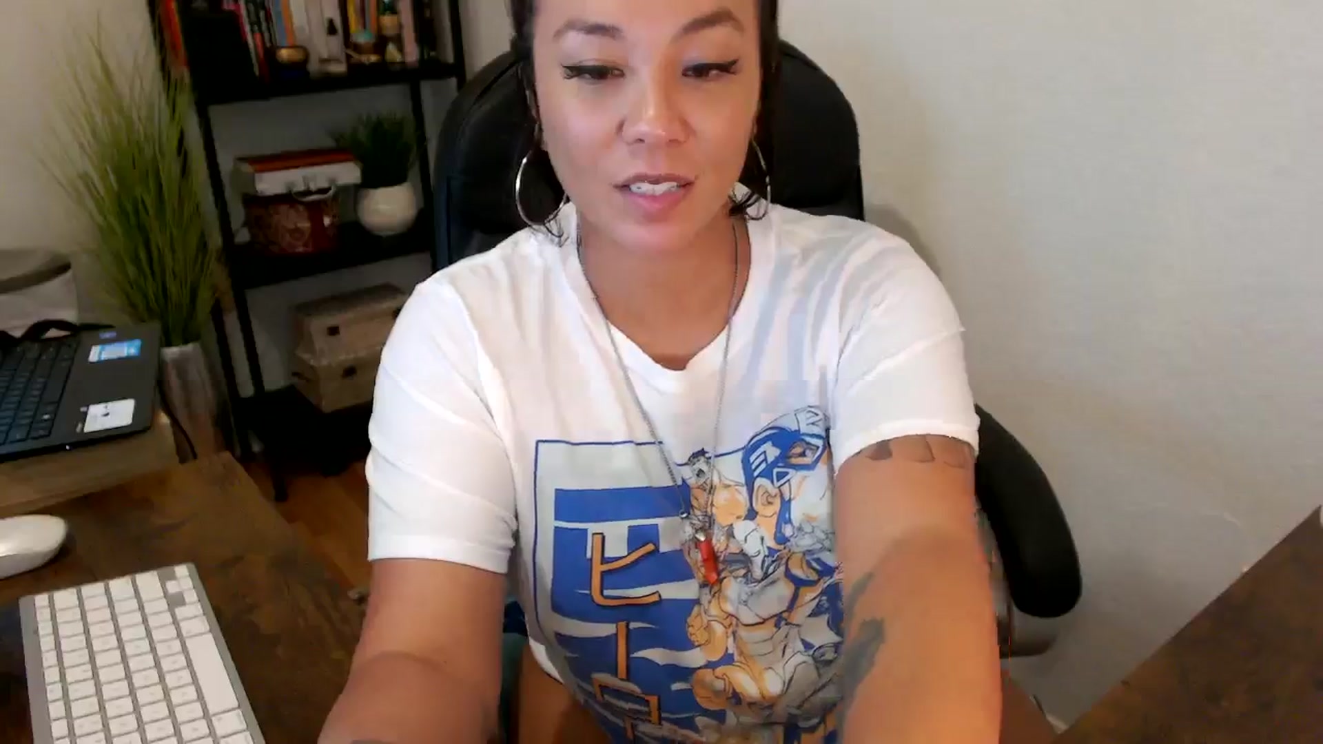 Gallery image thumbnail from MickaylaMinx's myfreecams stream on, 09/30/2024, 17:44 image 5 of 20
