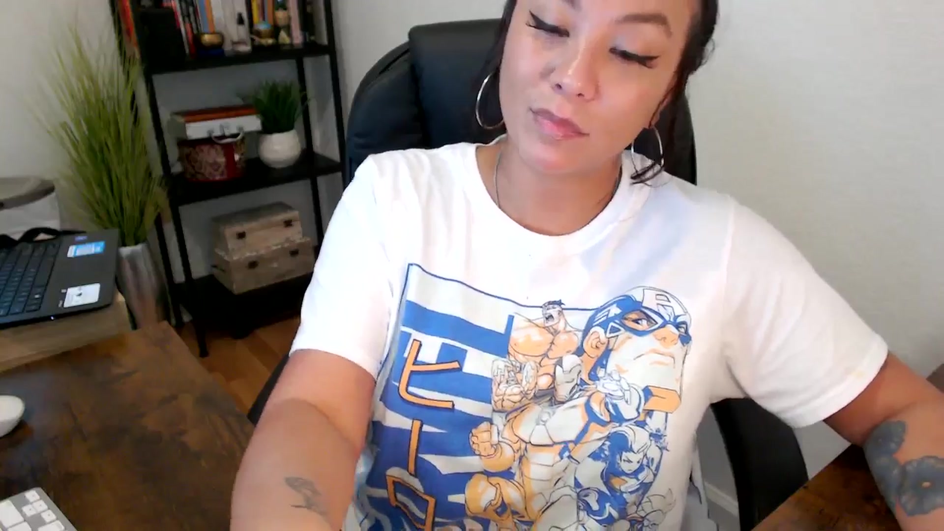 Gallery image thumbnail from MickaylaMinx's myfreecams stream on, 09/30/2024, 18:32 image 19 of 20