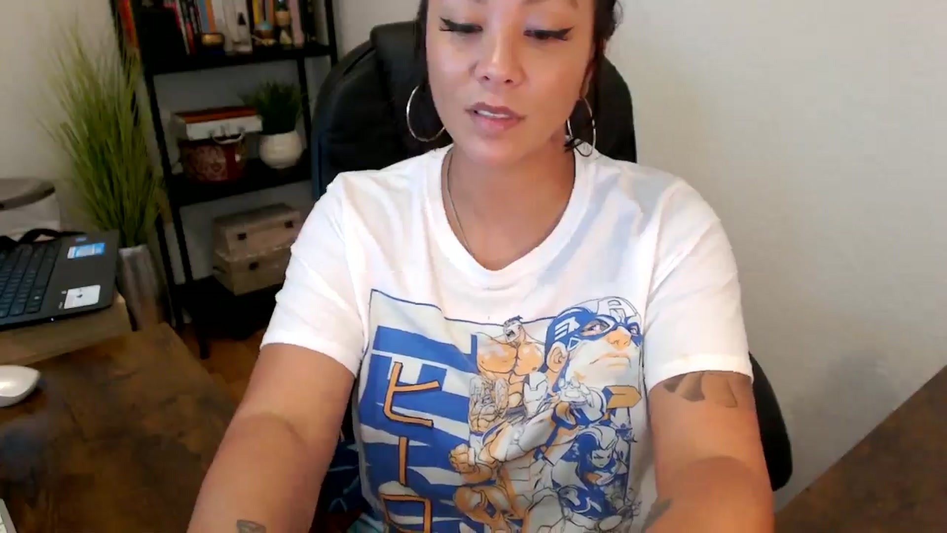 Gallery image thumbnail from MickaylaMinx's myfreecams stream on, 09/30/2024, 18:32 image 6 of 20
