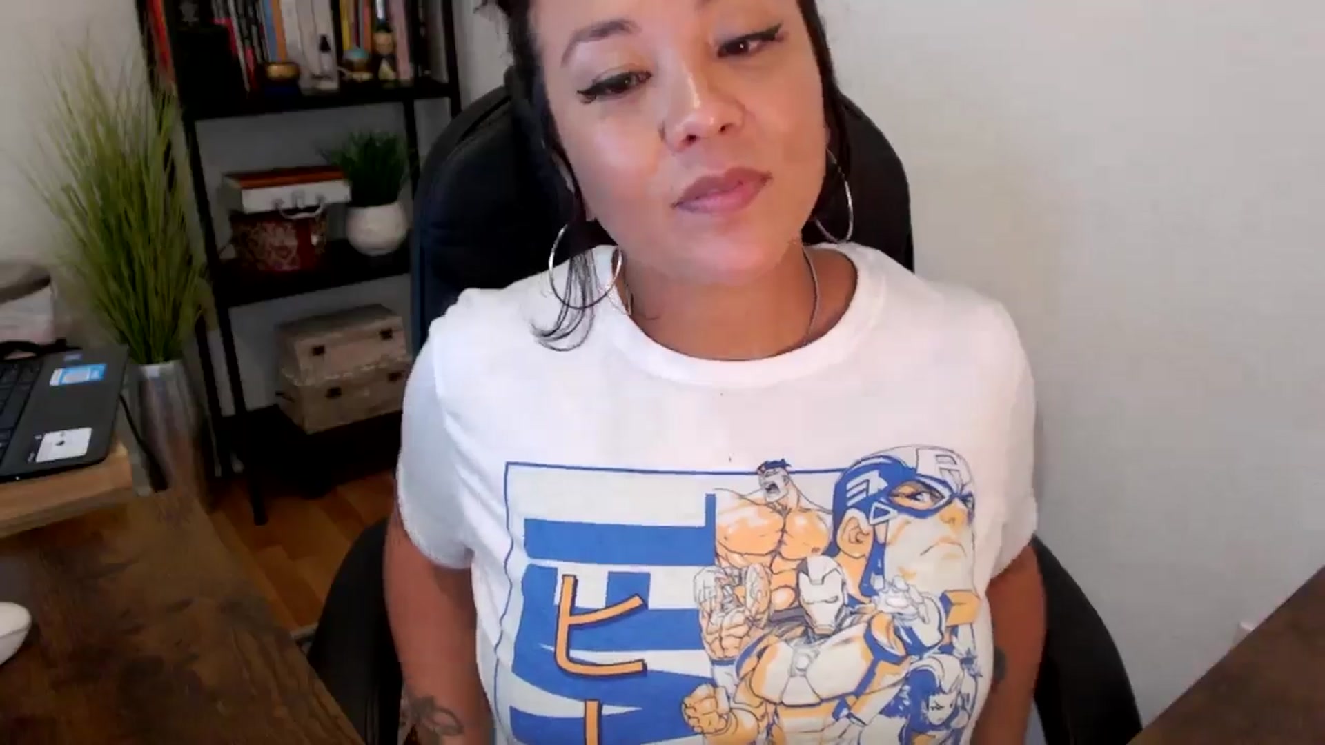 Gallery image thumbnail from MickaylaMinx's myfreecams stream on, 09/30/2024, 19:31 image 10 of 20