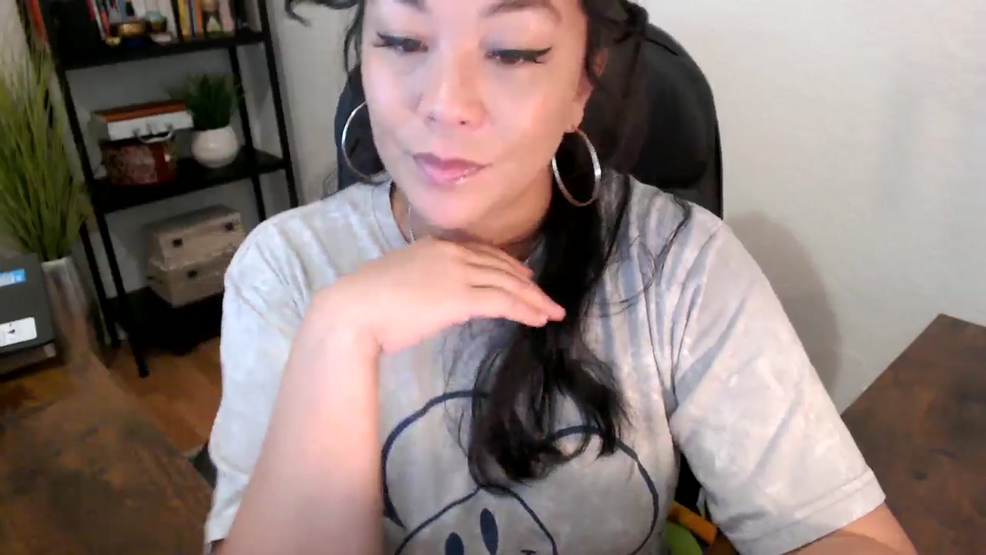Gallery image thumbnail from MickaylaMinx's myfreecams stream on, 10/01/2024, 15:18 image 17 of 20