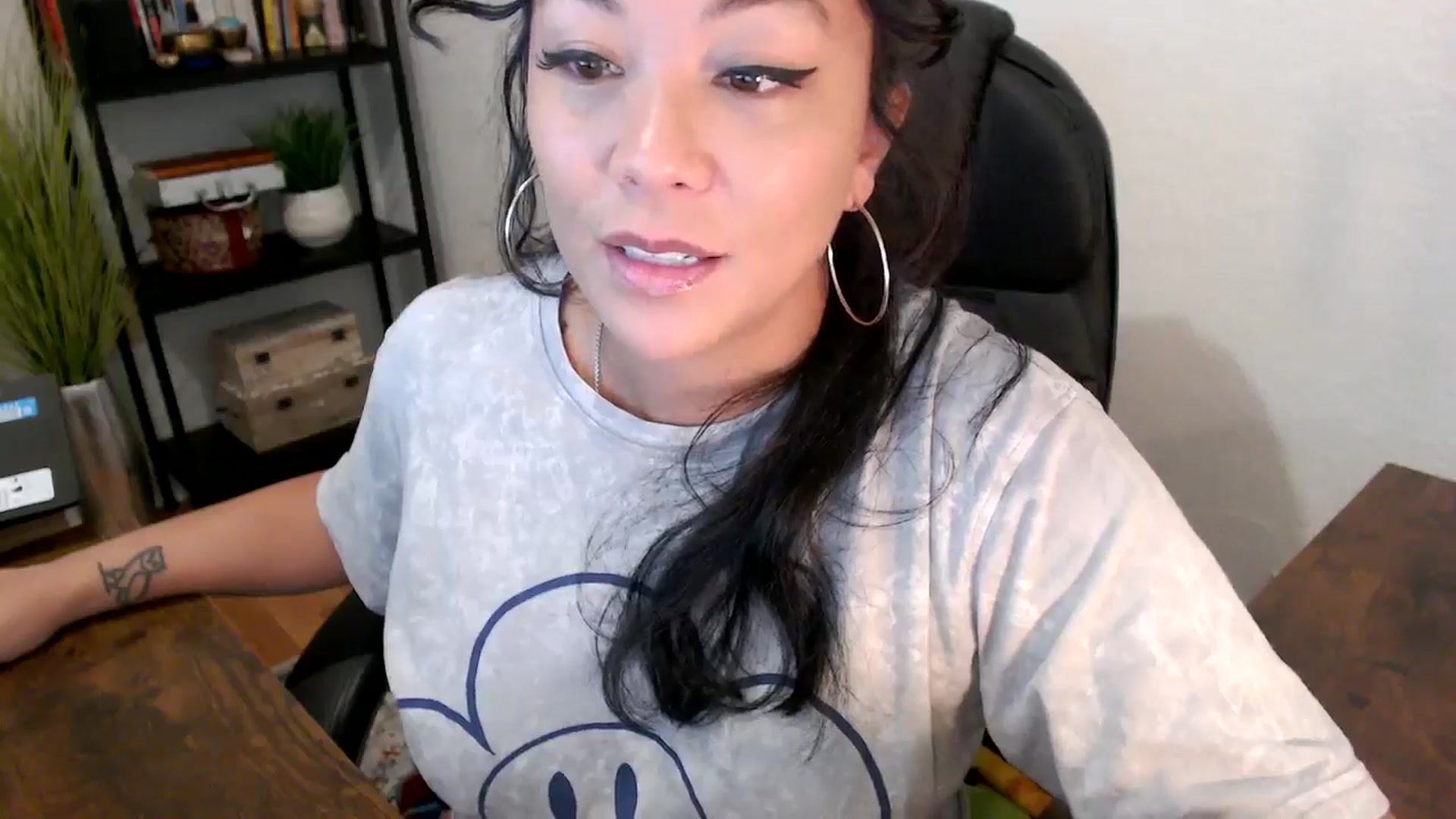 Gallery image thumbnail from MickaylaMinx's myfreecams stream on, 10/01/2024, 15:18 image 18 of 20