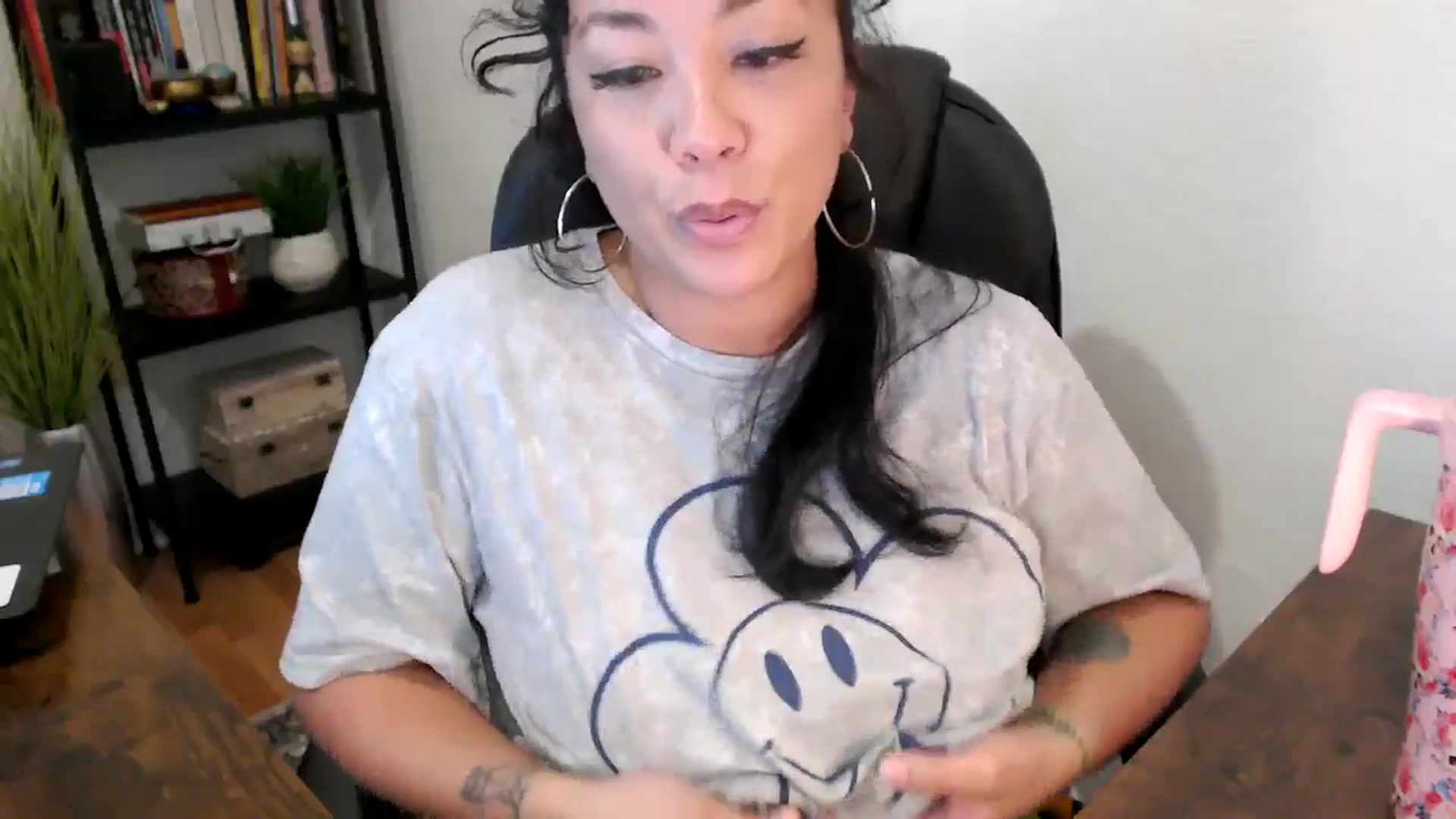 Gallery image thumbnail from MickaylaMinx's myfreecams stream on, 10/01/2024, 16:00 image 19 of 20