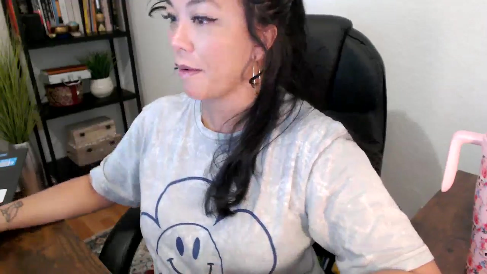 Gallery image thumbnail from MickaylaMinx's myfreecams stream on, 10/01/2024, 16:00 image 7 of 20