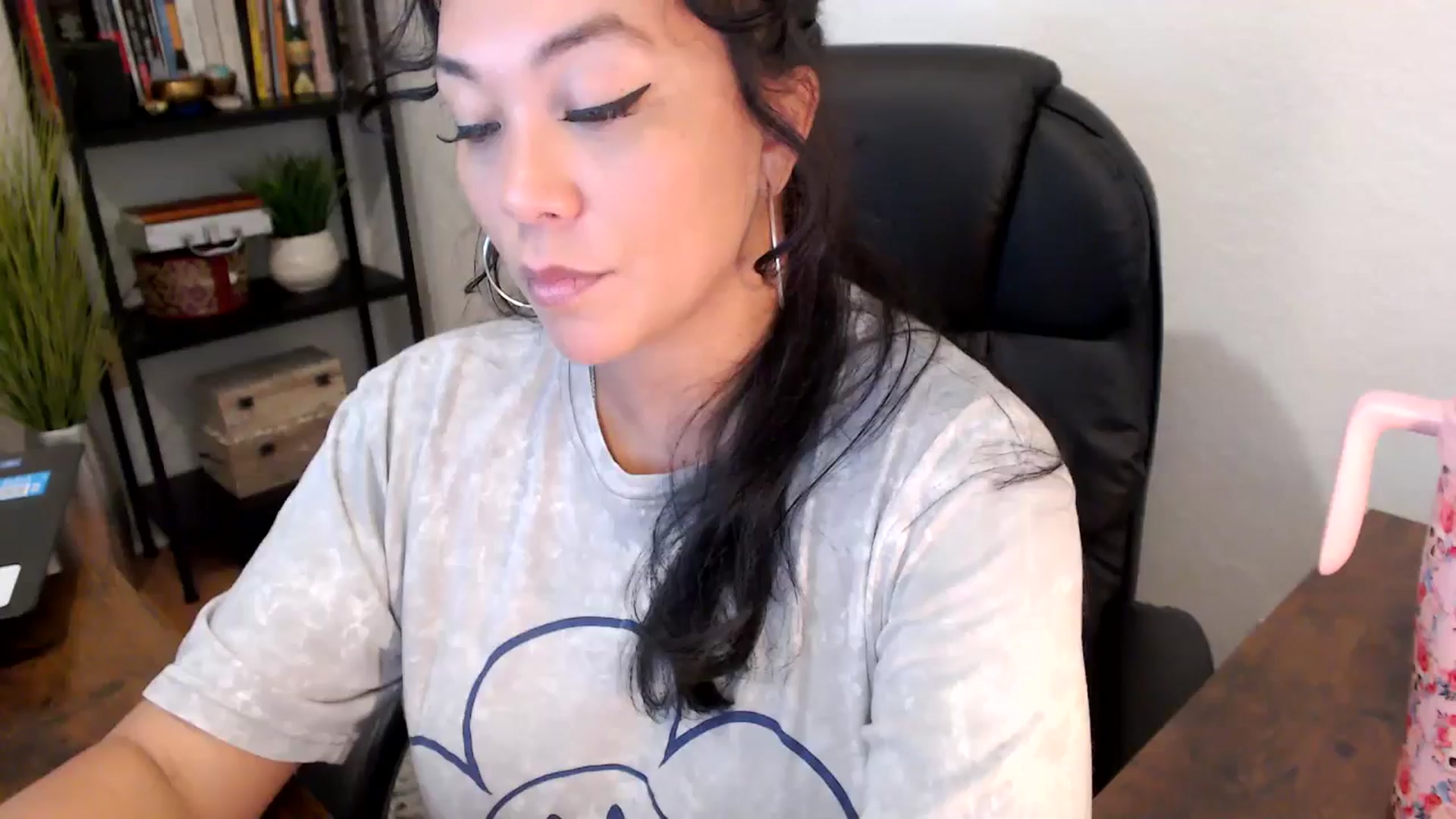 Gallery image thumbnail from MickaylaMinx's myfreecams stream on, 10/01/2024, 16:00 image 6 of 20