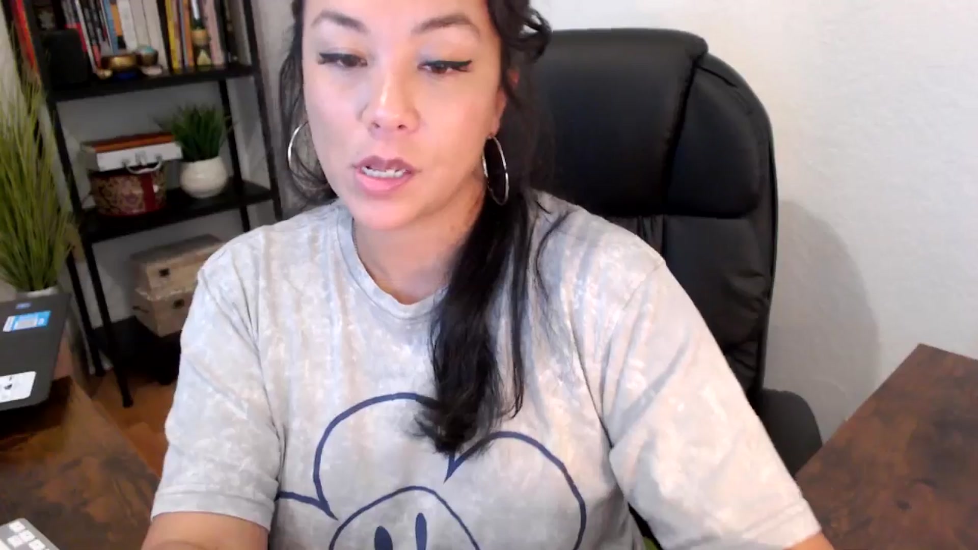 Gallery image thumbnail from MickaylaMinx's myfreecams stream on, 10/01/2024, 18:20 image 19 of 20