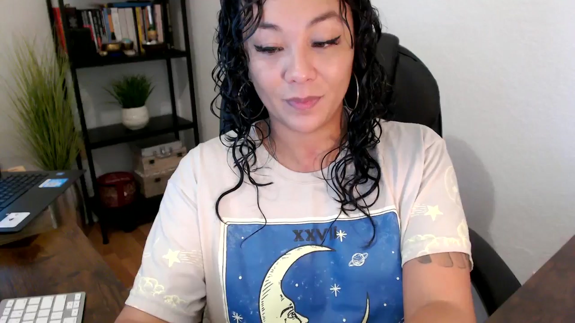 Gallery image thumbnail from MickaylaMinx's myfreecams stream on, 10/02/2024, 14:53 image 17 of 20