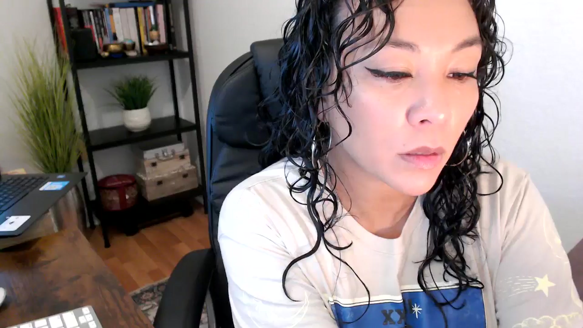 Gallery image thumbnail from MickaylaMinx's myfreecams stream on, 10/02/2024, 14:53 image 7 of 20