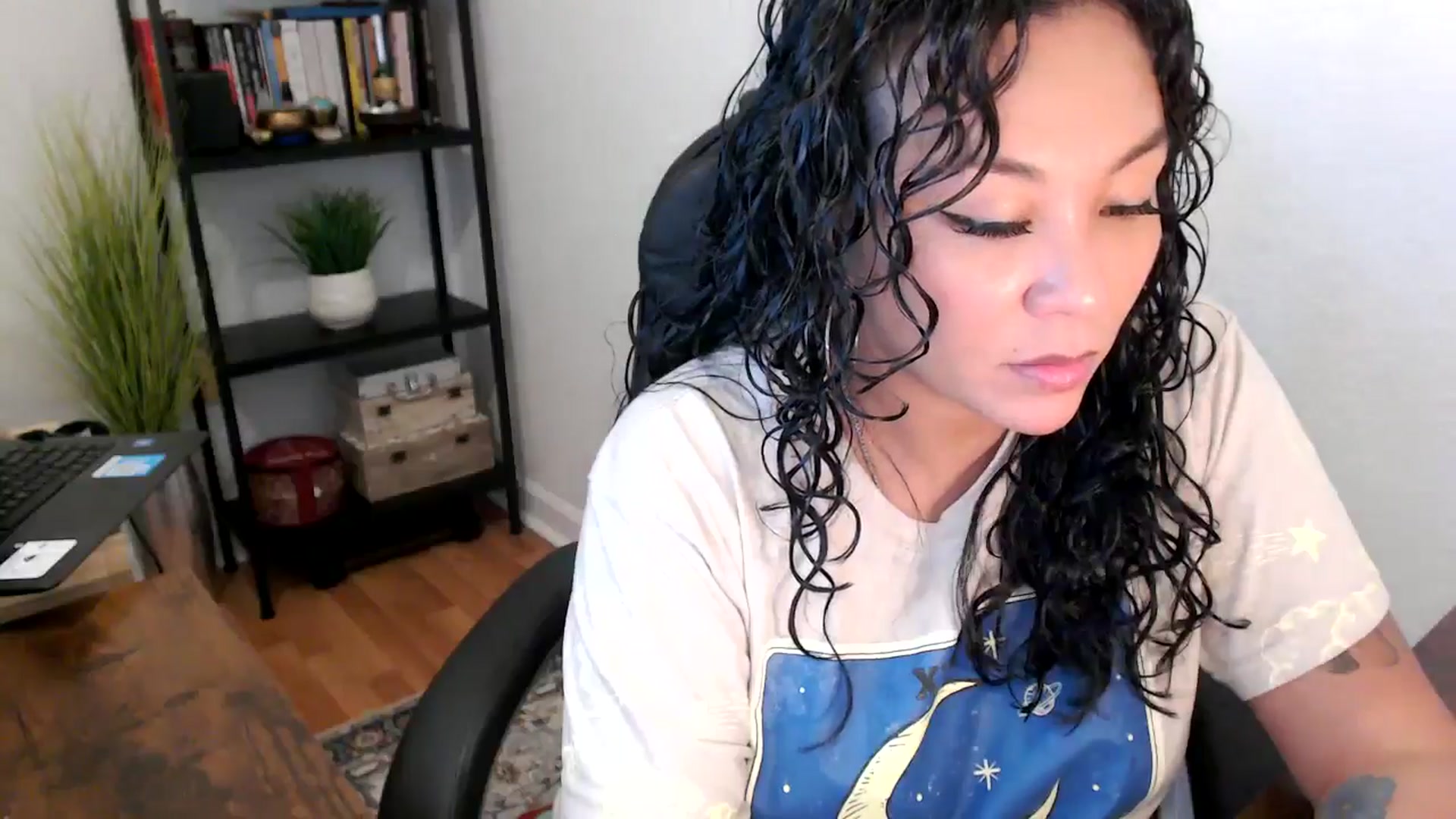 Gallery image thumbnail from MickaylaMinx's myfreecams stream on, 10/02/2024, 18:05 image 9 of 20