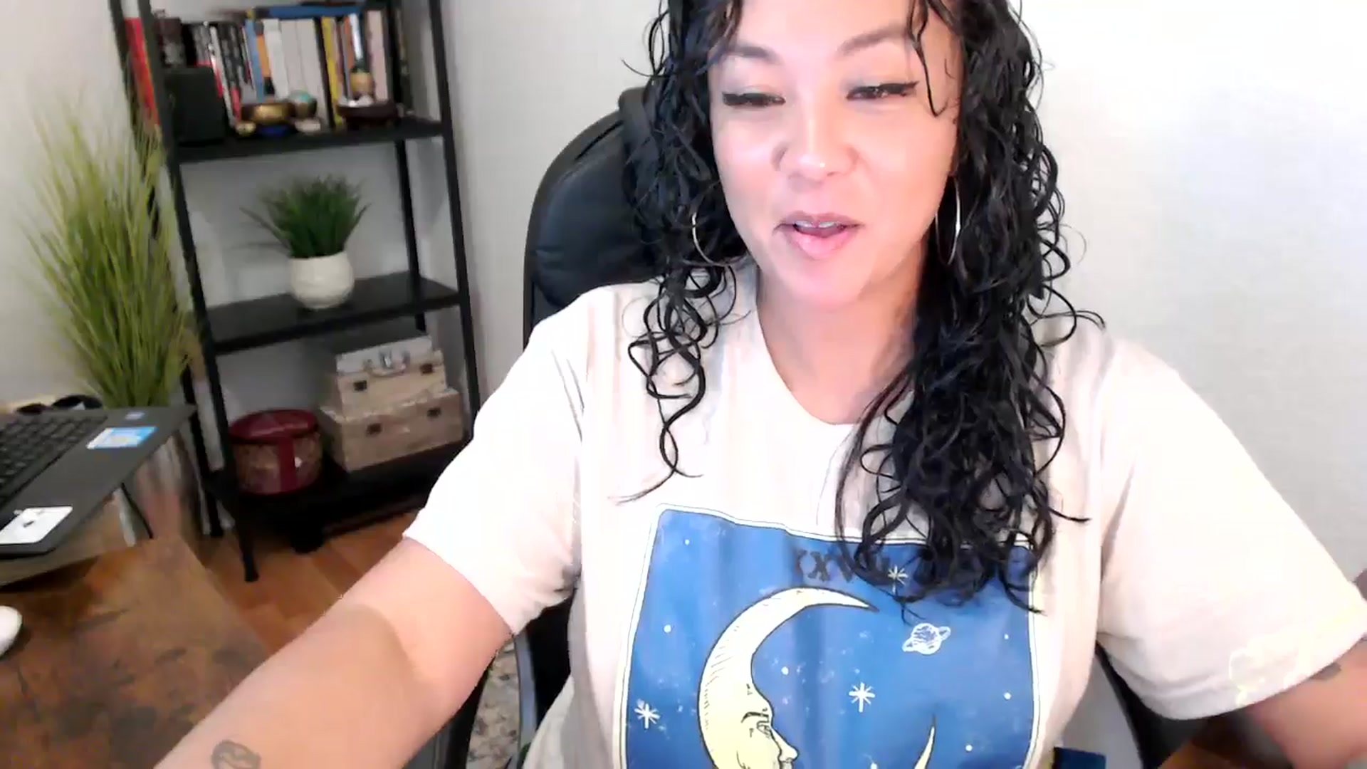 Gallery image thumbnail from MickaylaMinx's myfreecams stream on, 10/02/2024, 18:05 image 16 of 20