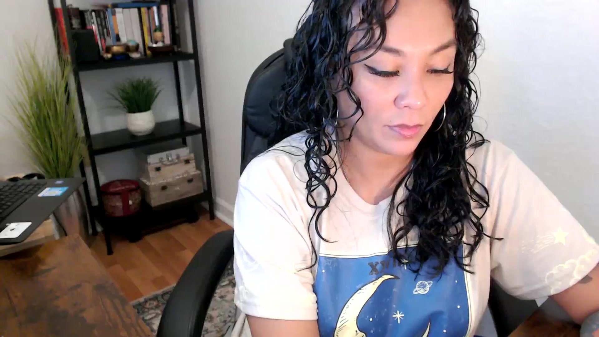 Gallery image thumbnail from MickaylaMinx's myfreecams stream on, 10/02/2024, 18:05 image 12 of 20