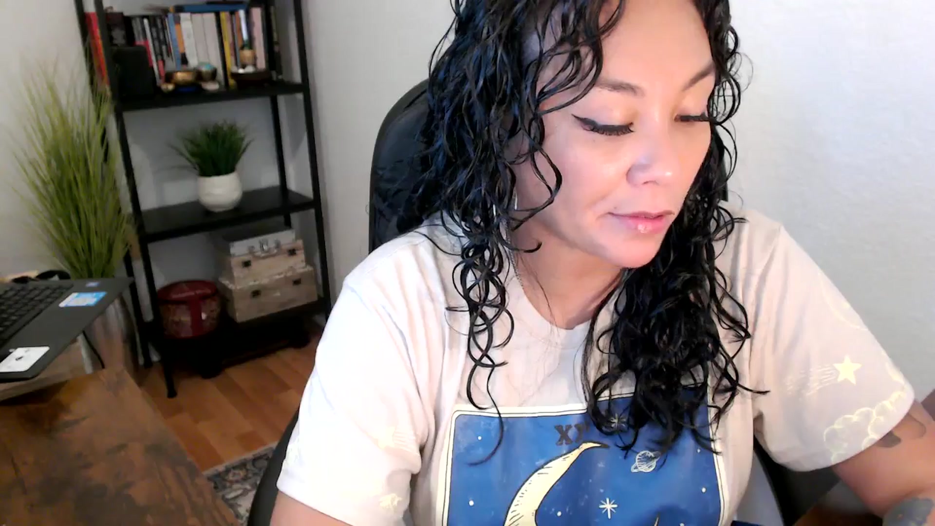 Gallery image thumbnail from MickaylaMinx's myfreecams stream on, 10/02/2024, 18:05 image 7 of 20