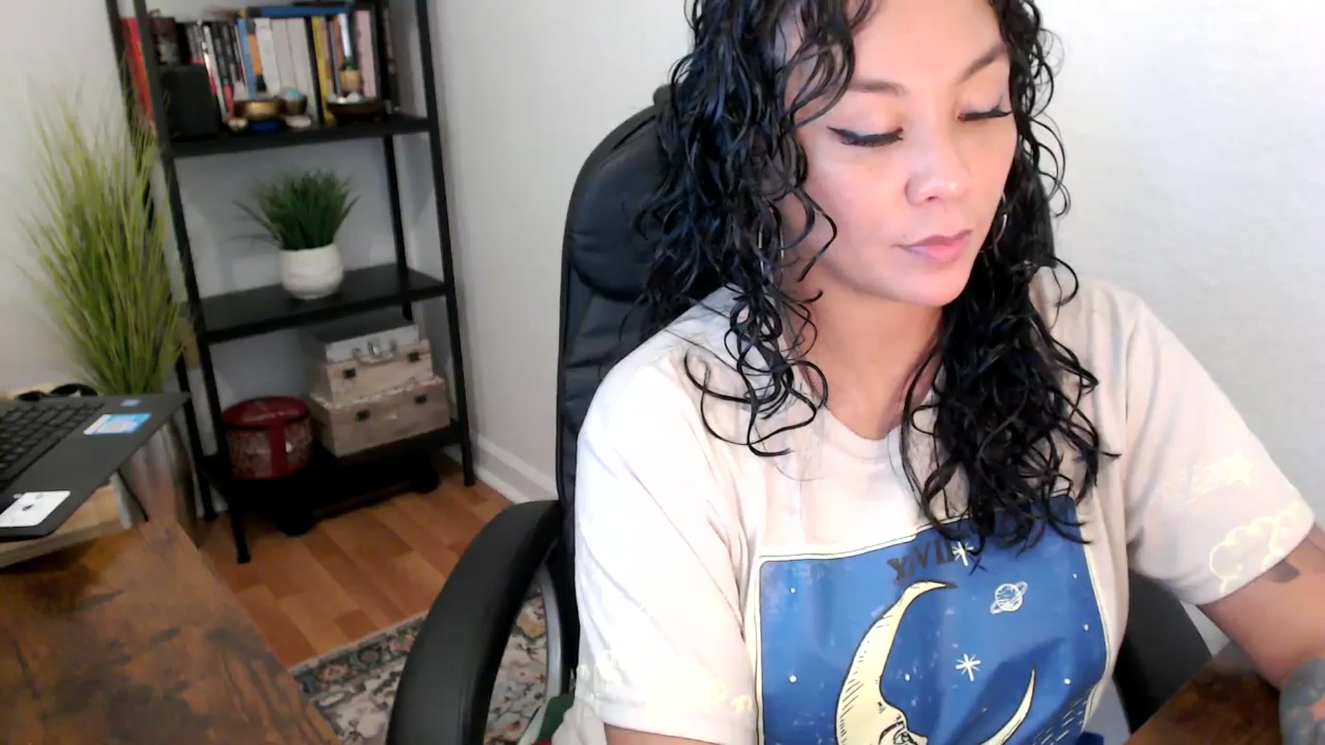 Gallery image thumbnail from MickaylaMinx's myfreecams stream on, 10/02/2024, 18:28 image 19 of 20