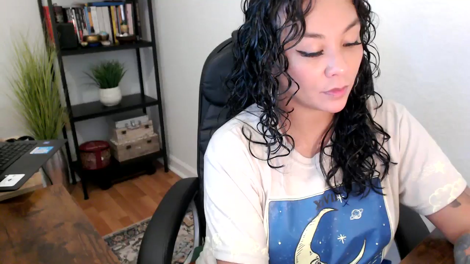 Gallery image thumbnail from MickaylaMinx's myfreecams stream on, 10/02/2024, 18:28 image 18 of 20