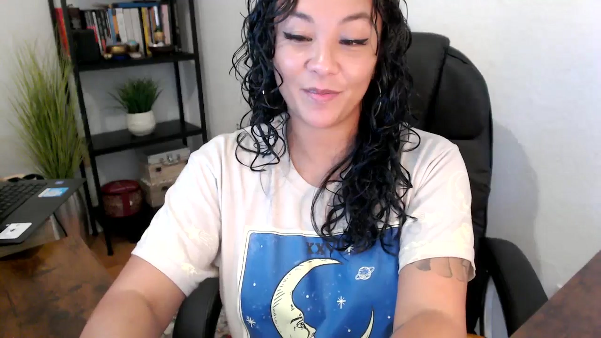 Gallery image thumbnail from MickaylaMinx's myfreecams stream on, 10/02/2024, 18:28 image 14 of 20