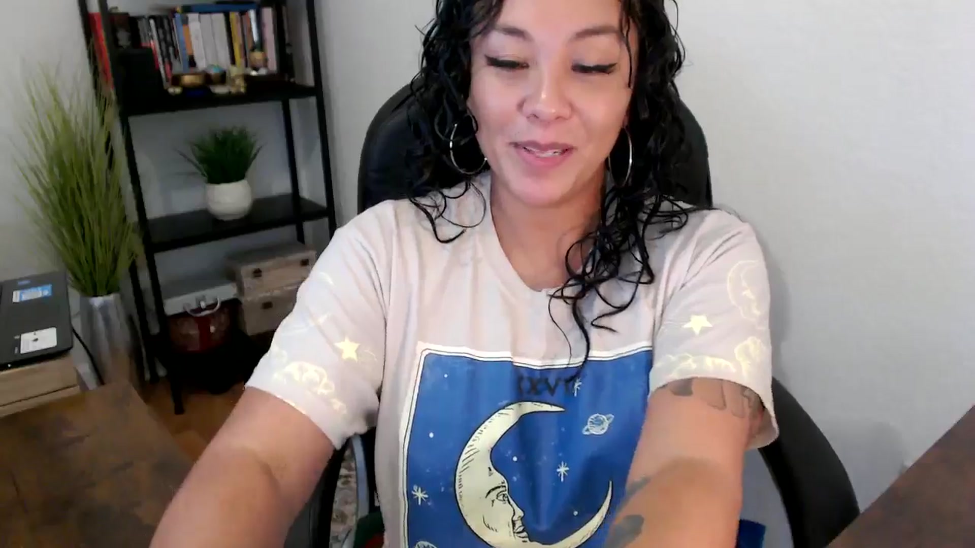 Gallery image thumbnail from MickaylaMinx's myfreecams stream on, 10/02/2024, 19:14 image 9 of 20
