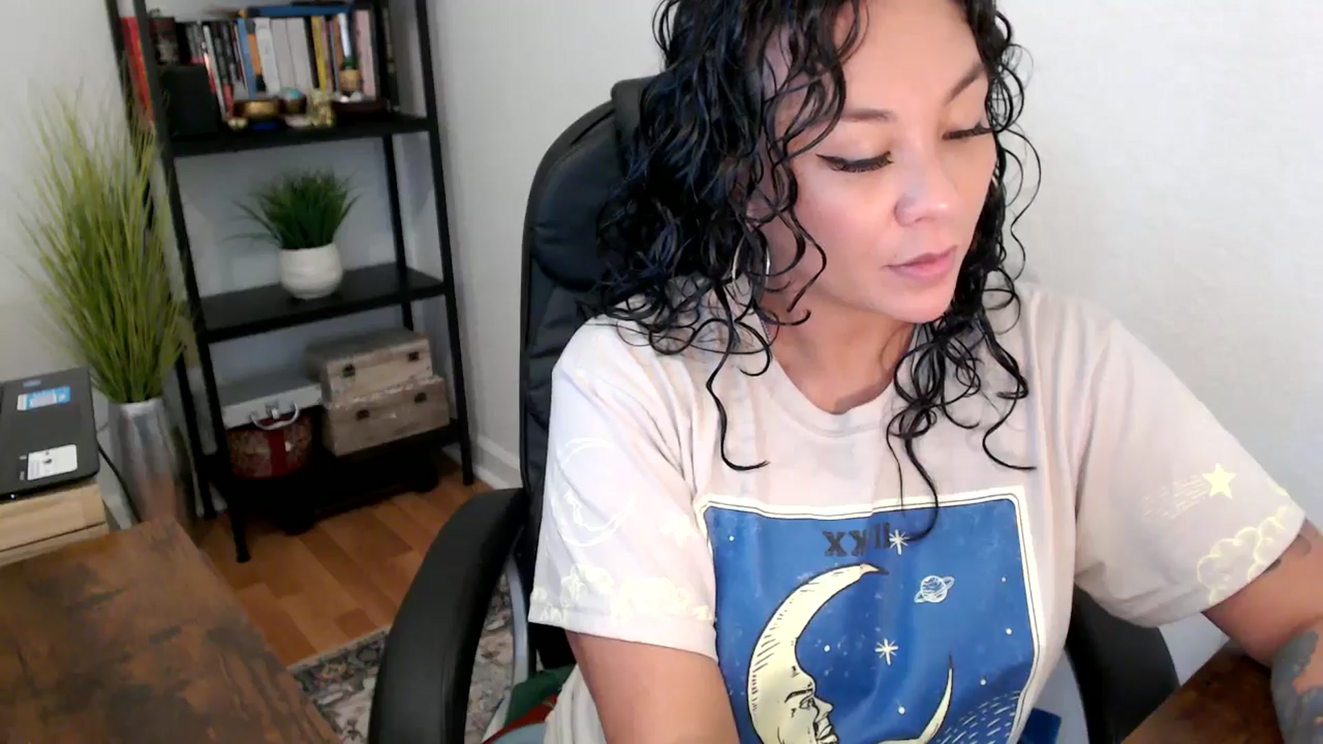 Gallery image thumbnail from MickaylaMinx's myfreecams stream on, 10/02/2024, 19:14 image 19 of 20