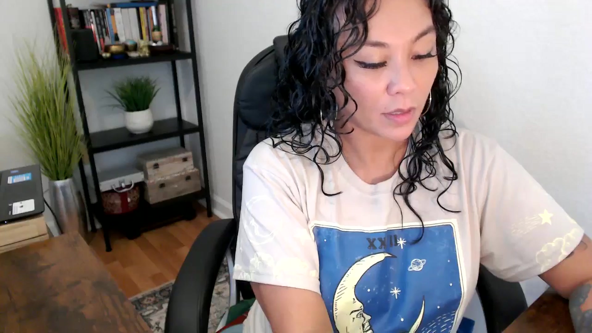 Gallery image thumbnail from MickaylaMinx's myfreecams stream on, 10/02/2024, 19:14 image 20 of 20