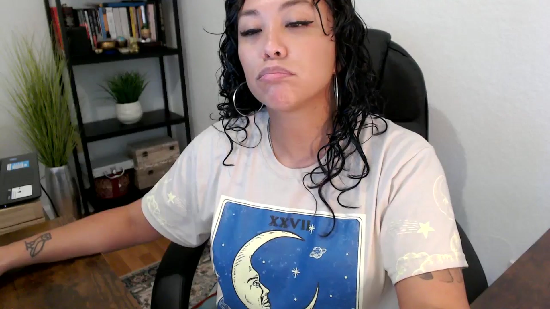 Gallery image thumbnail from MickaylaMinx's myfreecams stream on, 10/02/2024, 19:14 image 17 of 20
