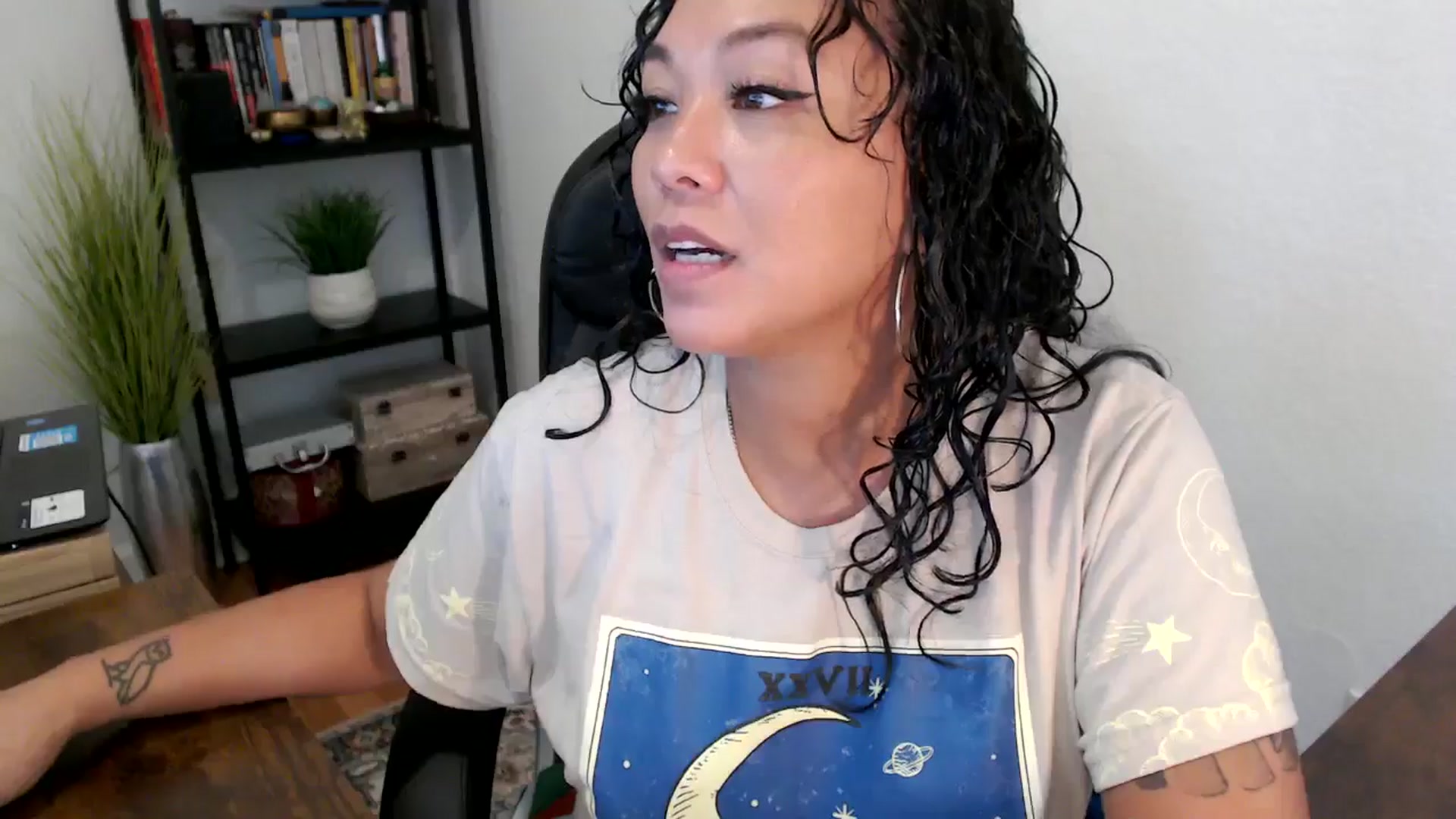 Gallery image thumbnail from MickaylaMinx's myfreecams stream on, 10/02/2024, 19:14 image 10 of 20