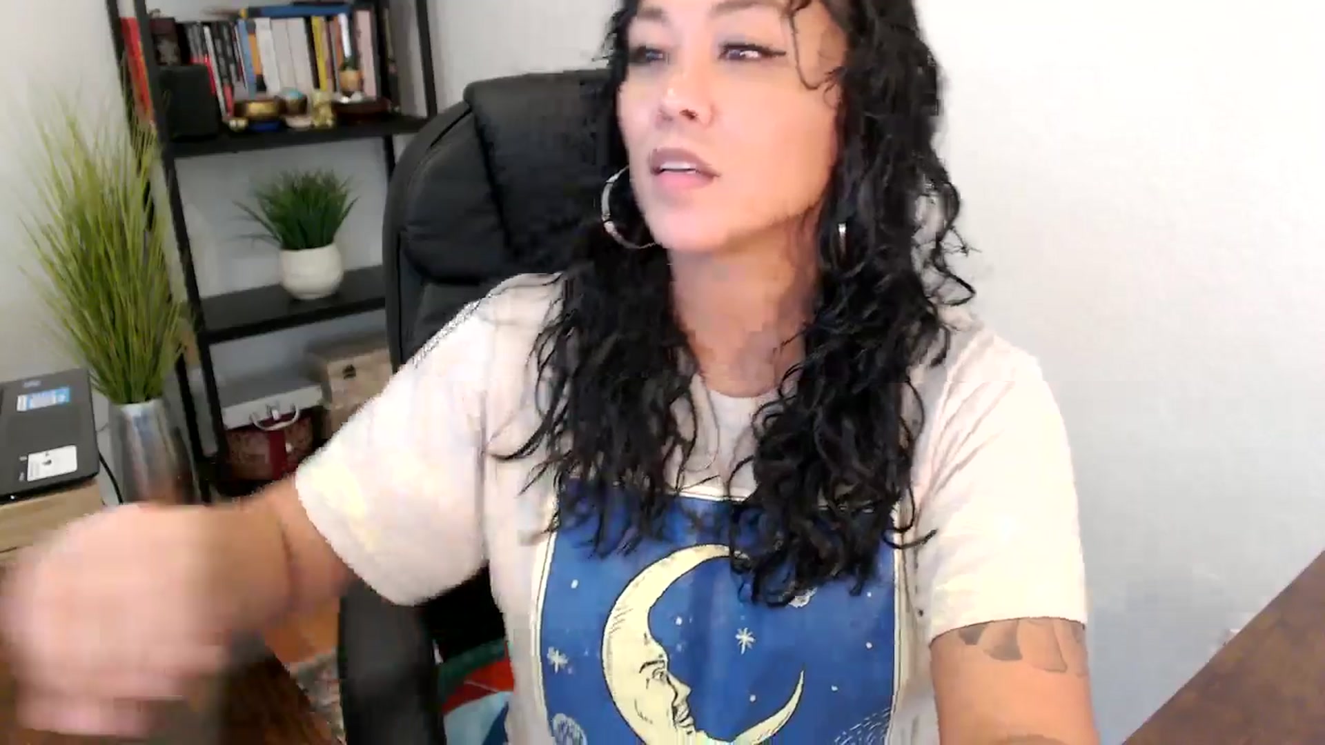 Gallery image thumbnail from MickaylaMinx's myfreecams stream on, 10/02/2024, 19:38 image 17 of 20