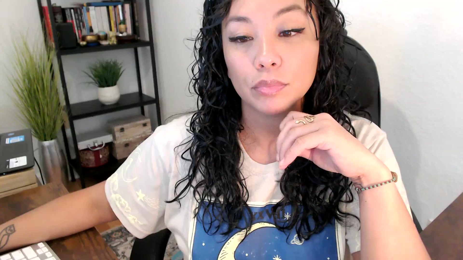 Gallery image thumbnail from MickaylaMinx's myfreecams stream on, 10/02/2024, 20:21 image 18 of 20