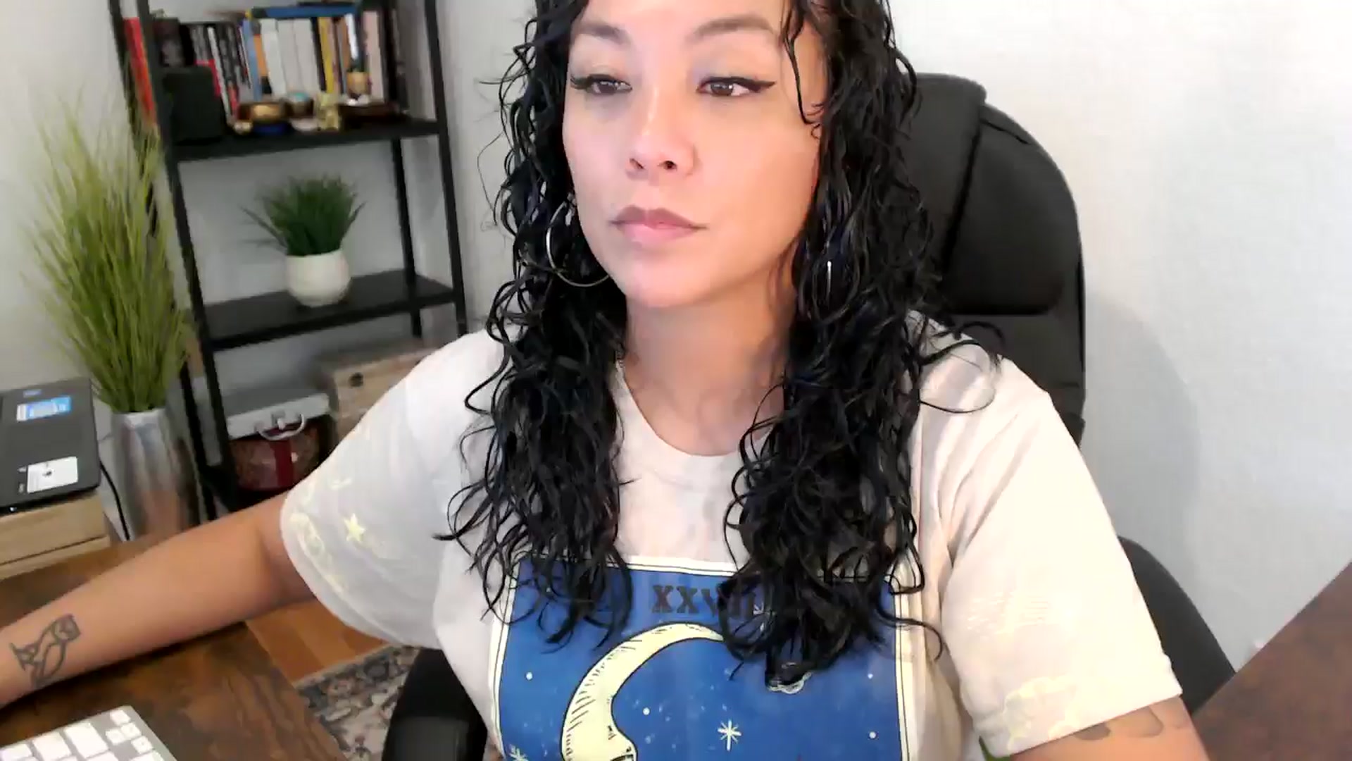 Gallery image thumbnail from MickaylaMinx's myfreecams stream on, 10/02/2024, 20:21 image 8 of 20