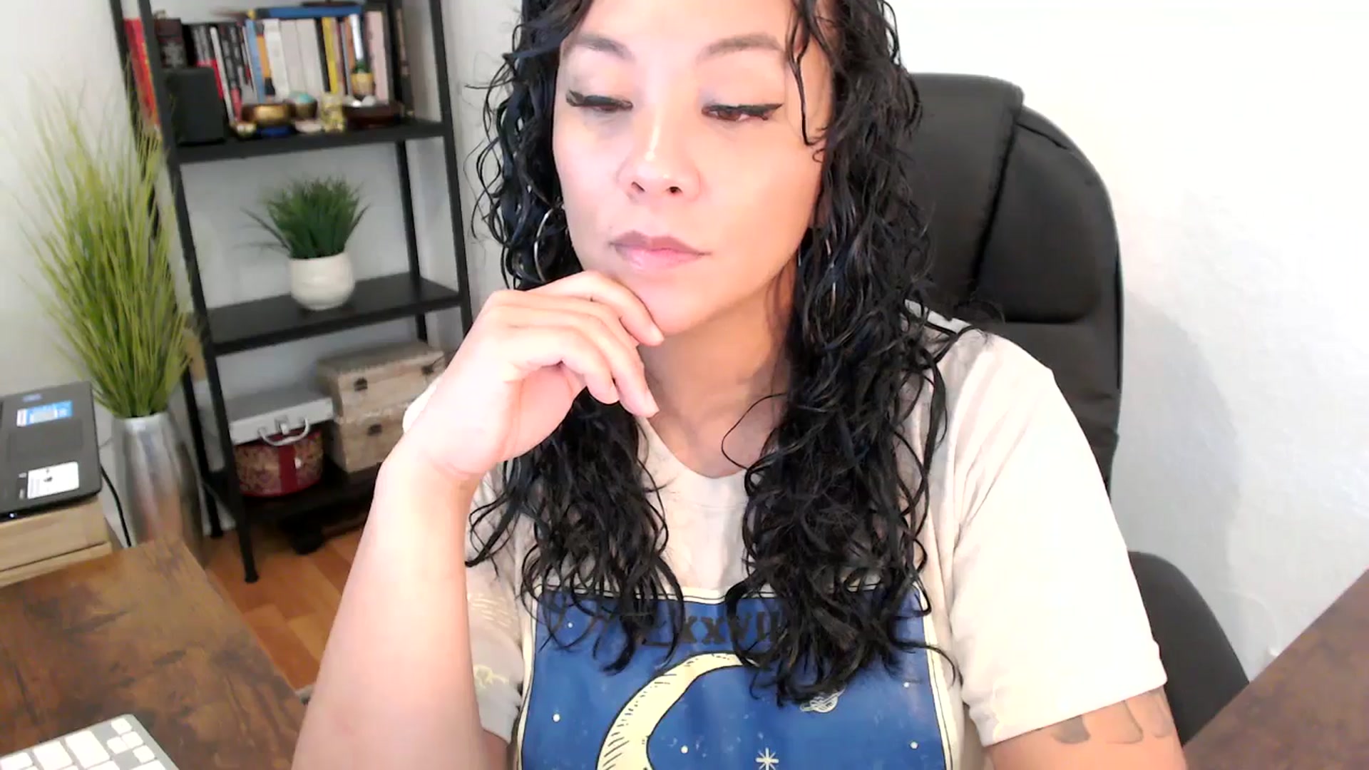 Gallery image thumbnail from MickaylaMinx's myfreecams stream on, 10/02/2024, 20:21 image 16 of 20