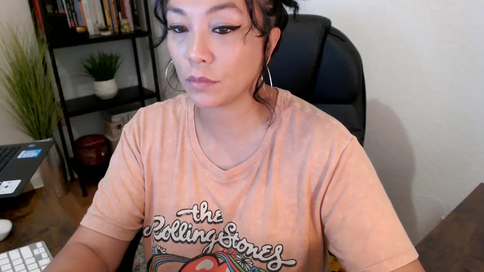 Gallery image thumbnail from MickaylaMinx's myfreecams stream on, 10/03/2024, 15:32 image 20 of 20