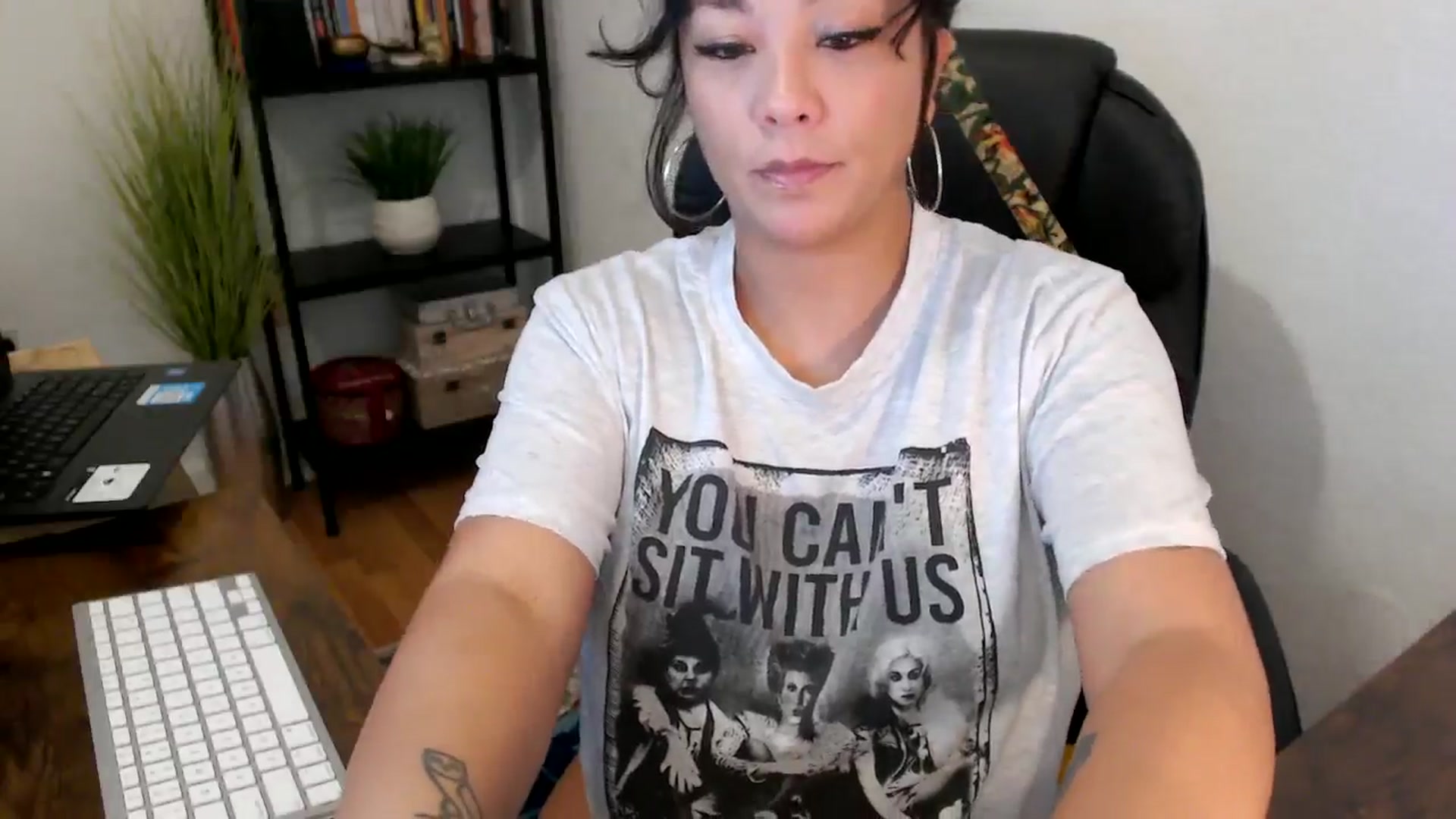 Gallery image thumbnail from MickaylaMinx's myfreecams stream on, 10/04/2024, 17:55 image 19 of 20