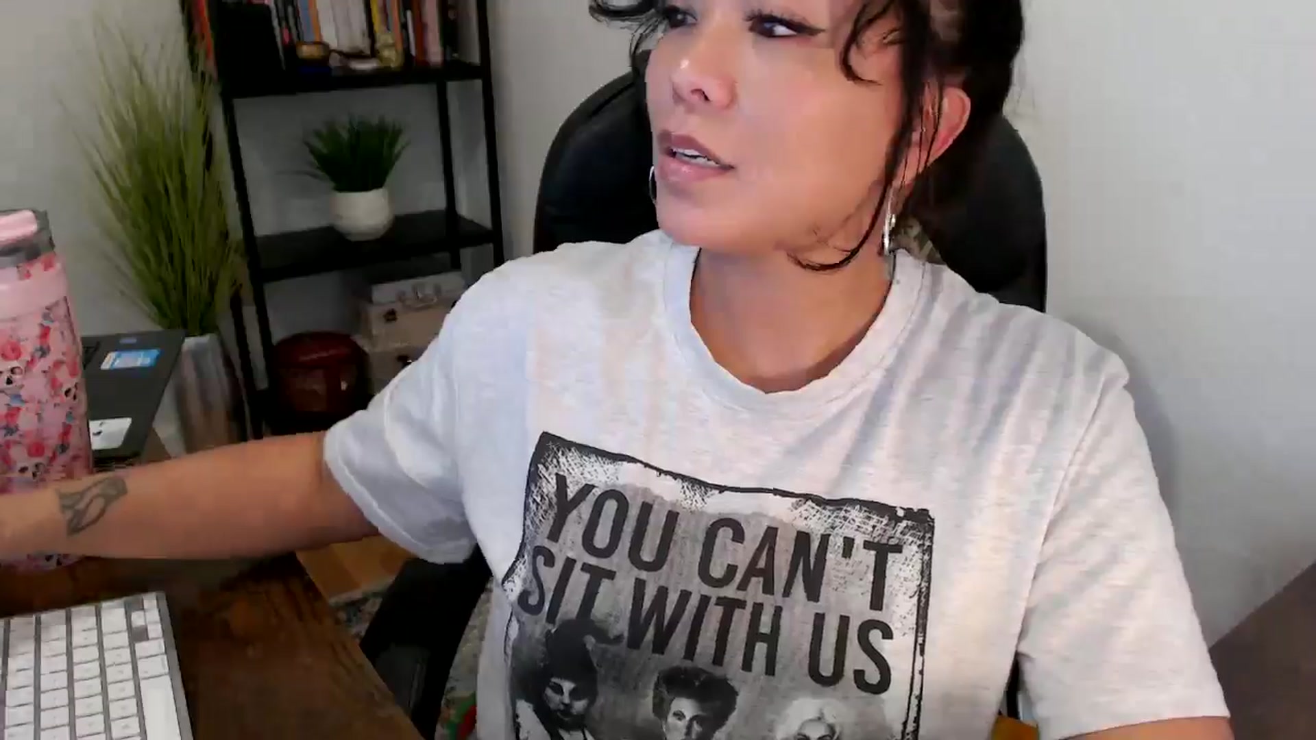 Gallery image thumbnail from MickaylaMinx's myfreecams stream on, 10/04/2024, 19:52 image 15 of 20