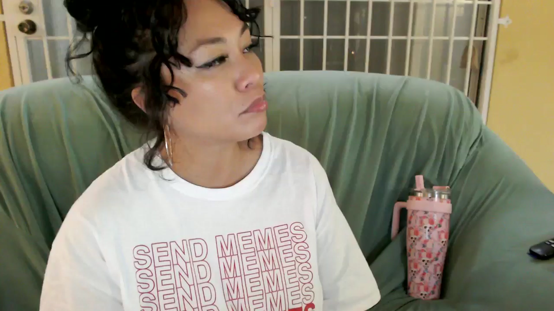 Gallery image thumbnail from MickaylaMinx's myfreecams stream on, 10/05/2024, 20:33 image 11 of 20