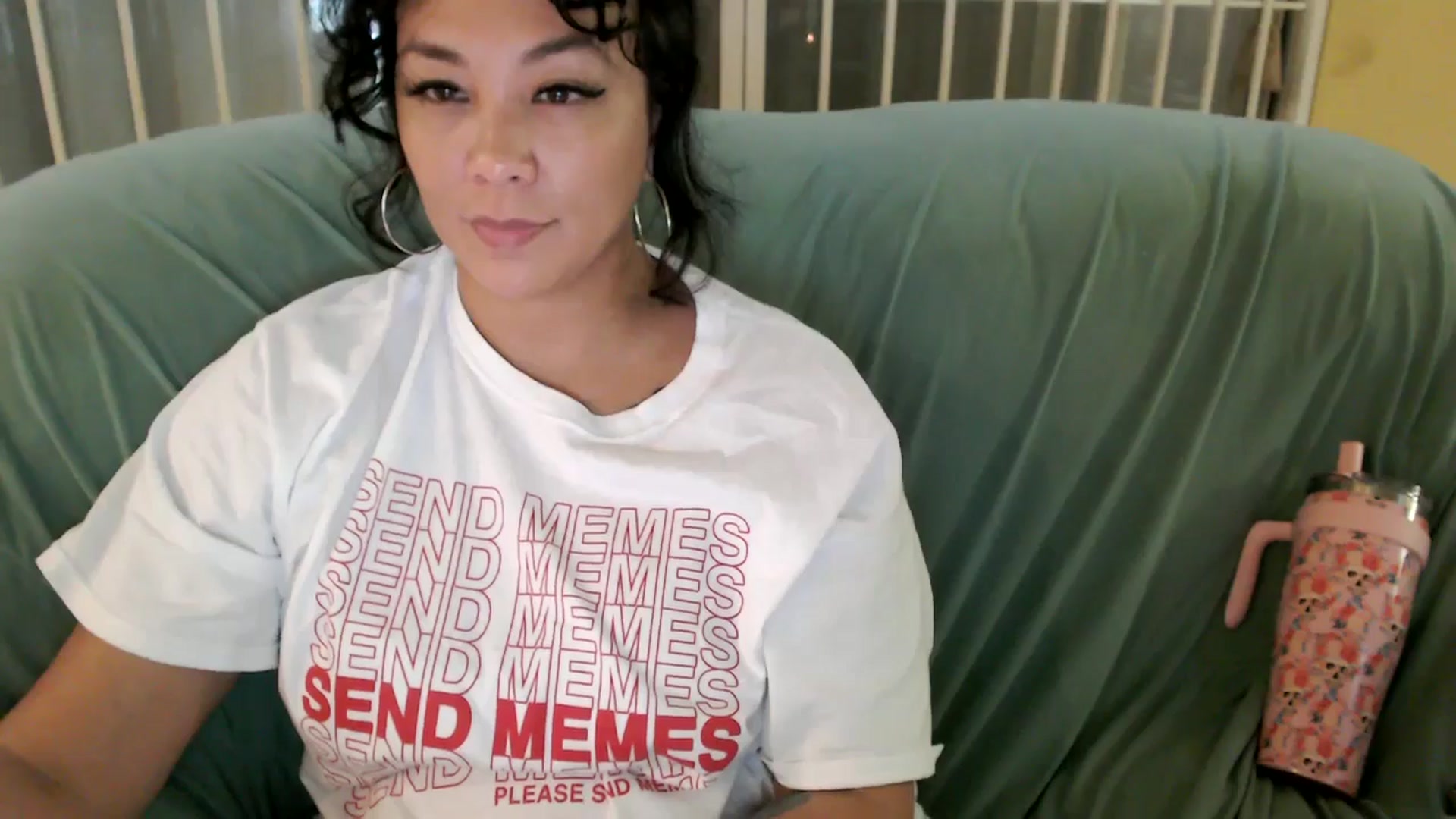 Gallery image thumbnail from MickaylaMinx's myfreecams stream on, 10/05/2024, 21:38 image 17 of 20