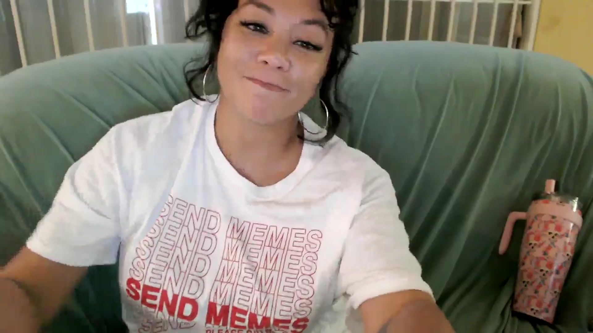 Gallery image thumbnail from MickaylaMinx's myfreecams stream on, 10/05/2024, 21:38 image 16 of 20