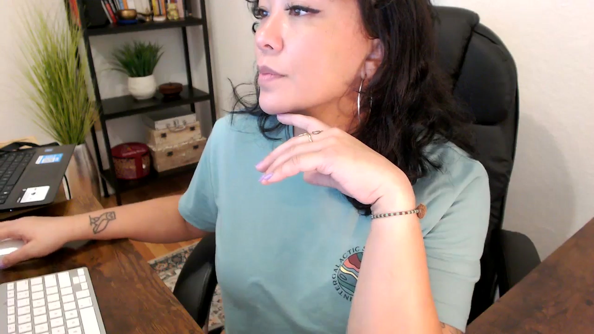Gallery image thumbnail from MickaylaMinx's myfreecams stream on, 10/08/2024, 17:58 image 13 of 20