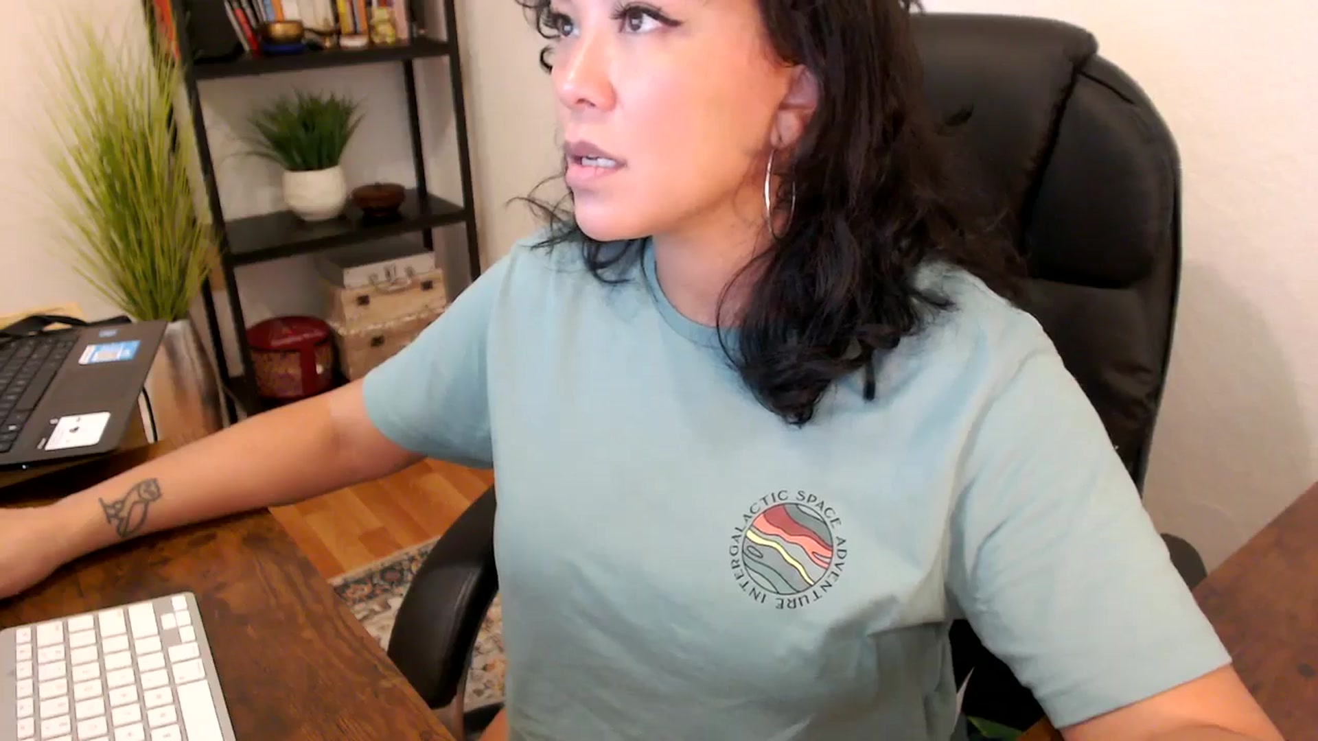 Gallery image thumbnail from MickaylaMinx's myfreecams stream on, 10/08/2024, 17:58 image 14 of 20