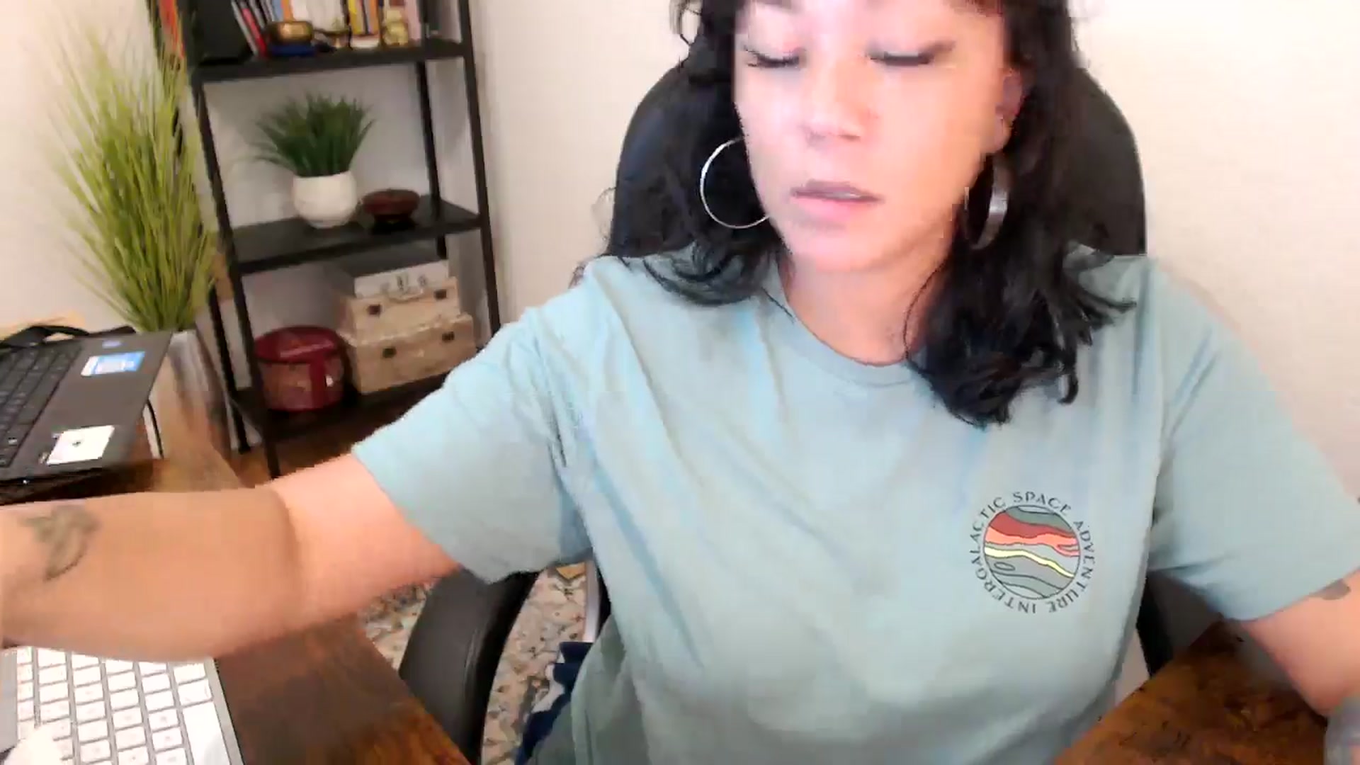 Gallery image thumbnail from MickaylaMinx's myfreecams stream on, 10/08/2024, 17:58 image 18 of 20
