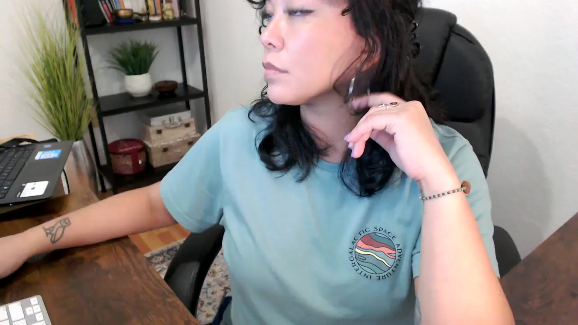Gallery image thumbnail from MickaylaMinx's myfreecams stream on, 10/08/2024, 19:33 image 14 of 20