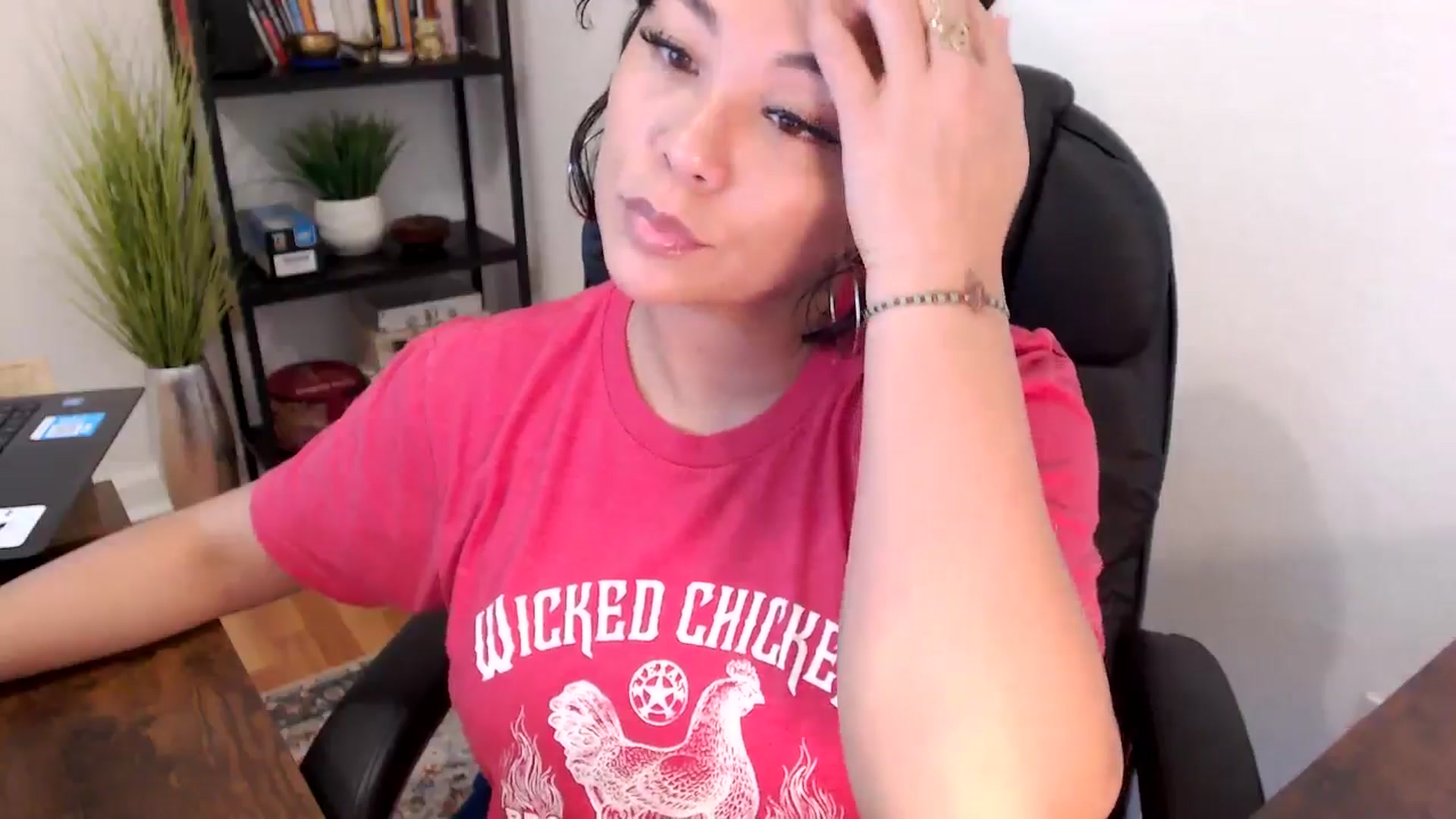 Gallery image thumbnail from MickaylaMinx's myfreecams stream on, 10/09/2024, 16:17 image 7 of 20