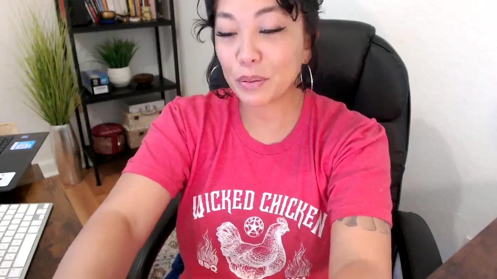 Gallery image thumbnail from MickaylaMinx's myfreecams stream on, 10/09/2024, 16:39 image 7 of 20