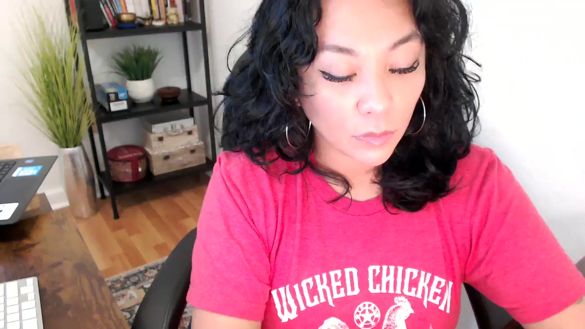Gallery image thumbnail from MickaylaMinx's myfreecams stream on, 10/09/2024, 17:31 image 12 of 20
