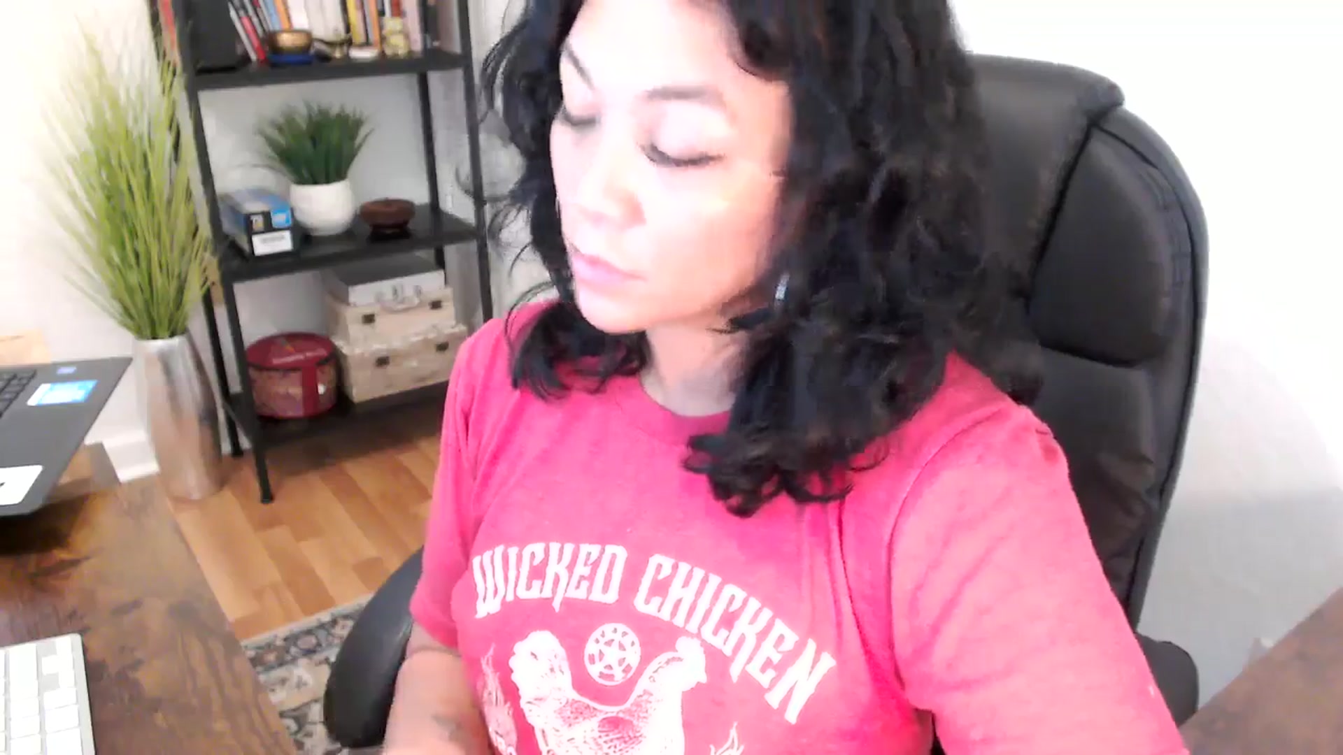 Gallery image thumbnail from MickaylaMinx's myfreecams stream on, 10/09/2024, 18:49 image 8 of 20