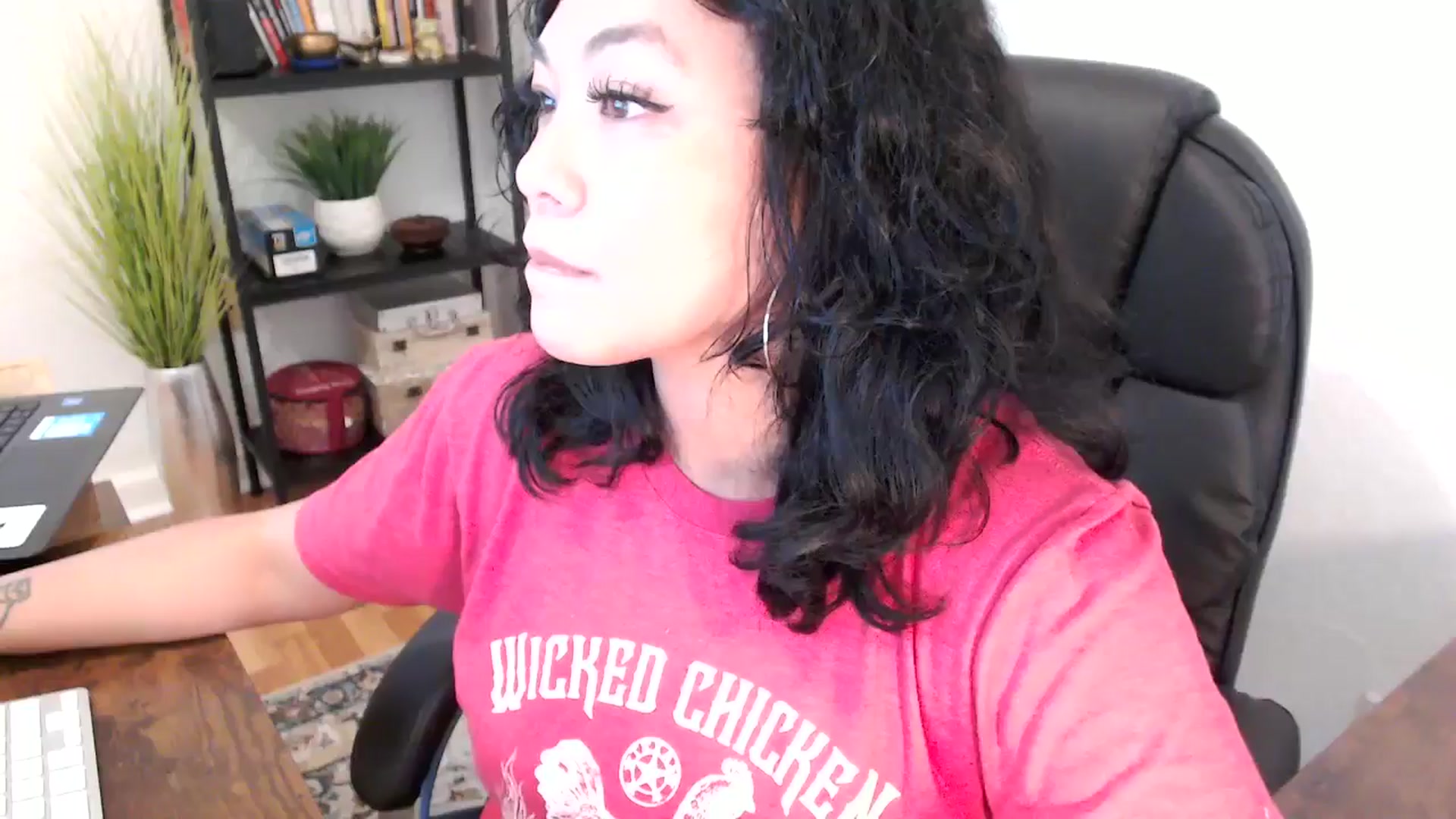 Gallery image thumbnail from MickaylaMinx's myfreecams stream on, 10/09/2024, 18:49 image 7 of 20